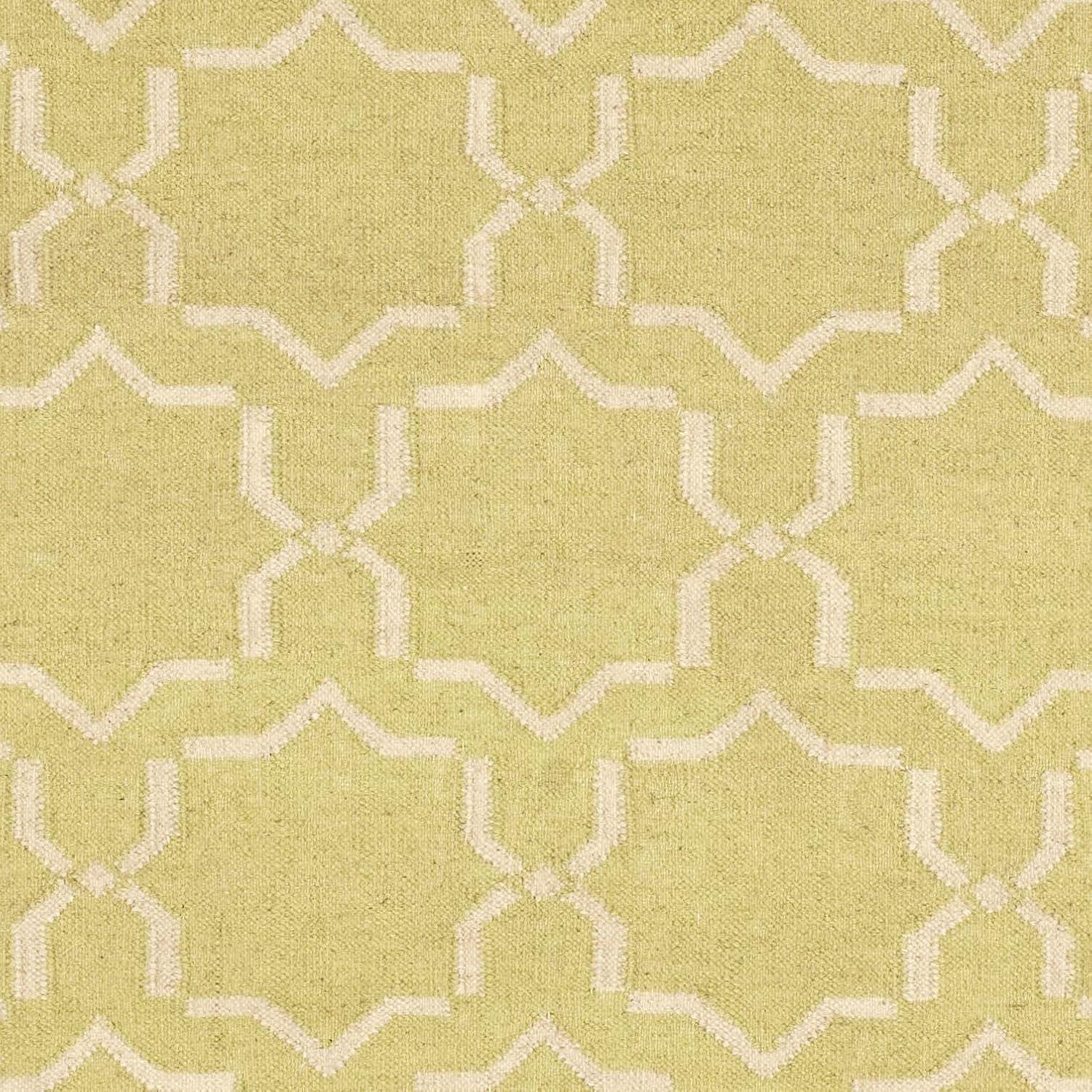 SAFAVIEH Dhurrie Myles Geometric Moroccan Wool Area Rug, Light Green/Ivory, 6' x 6' Square