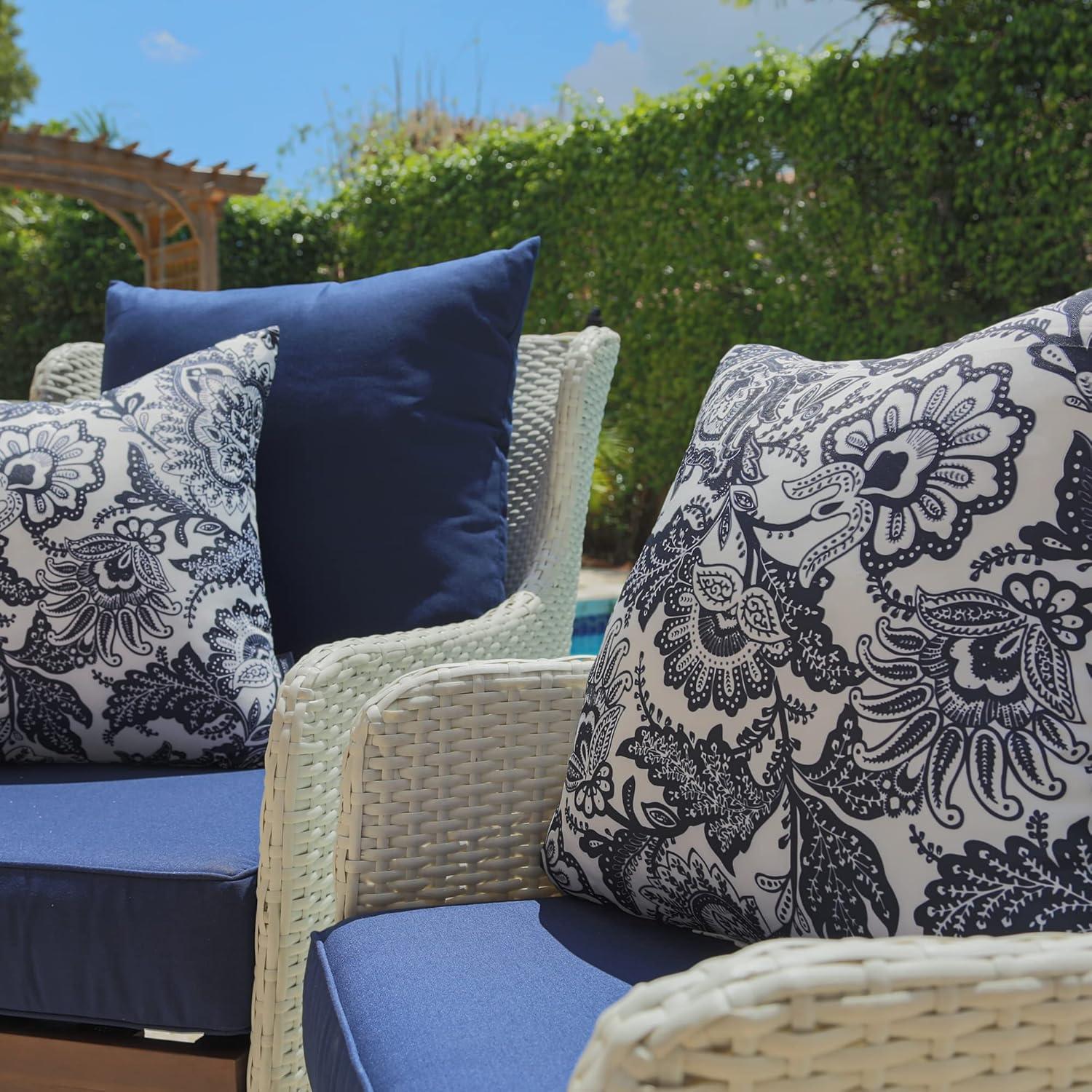 Vera Bradley Vera Bradley Island Outdoor Square Pillow Cover & Insert (Set of 2)
