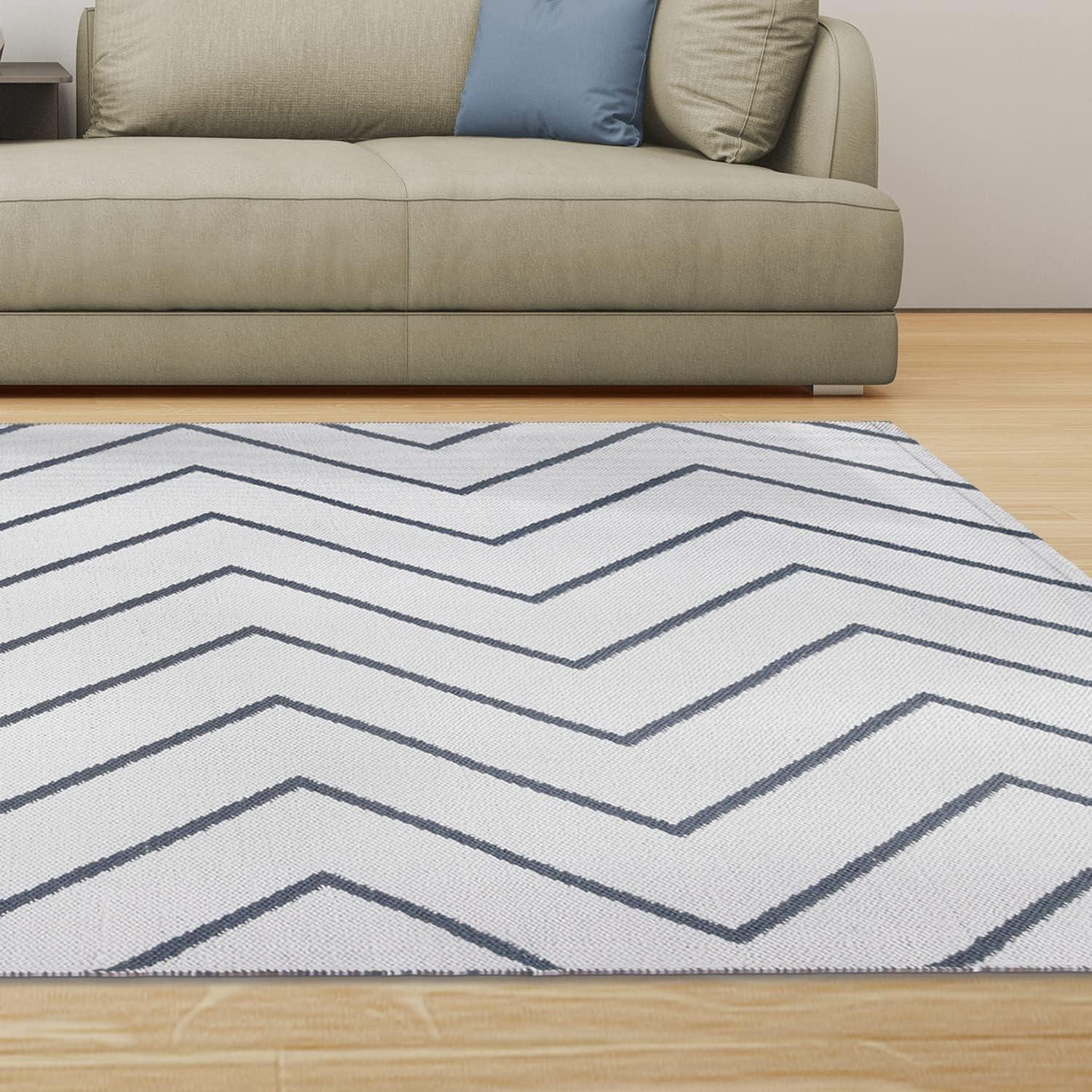 Ivory Zig-Zag Chevron Synthetic 6' x 9' Flatweave Rug