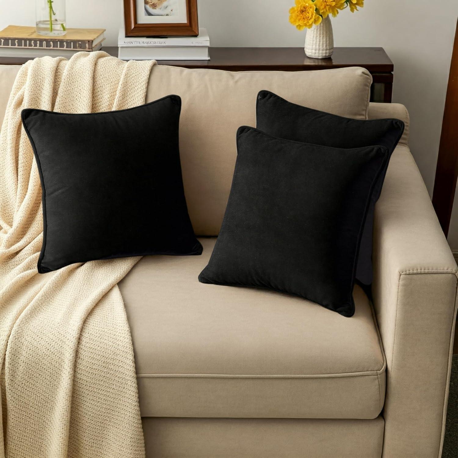 A1 Home Collections LLC Velvet Pillow Cover (Set of 2)