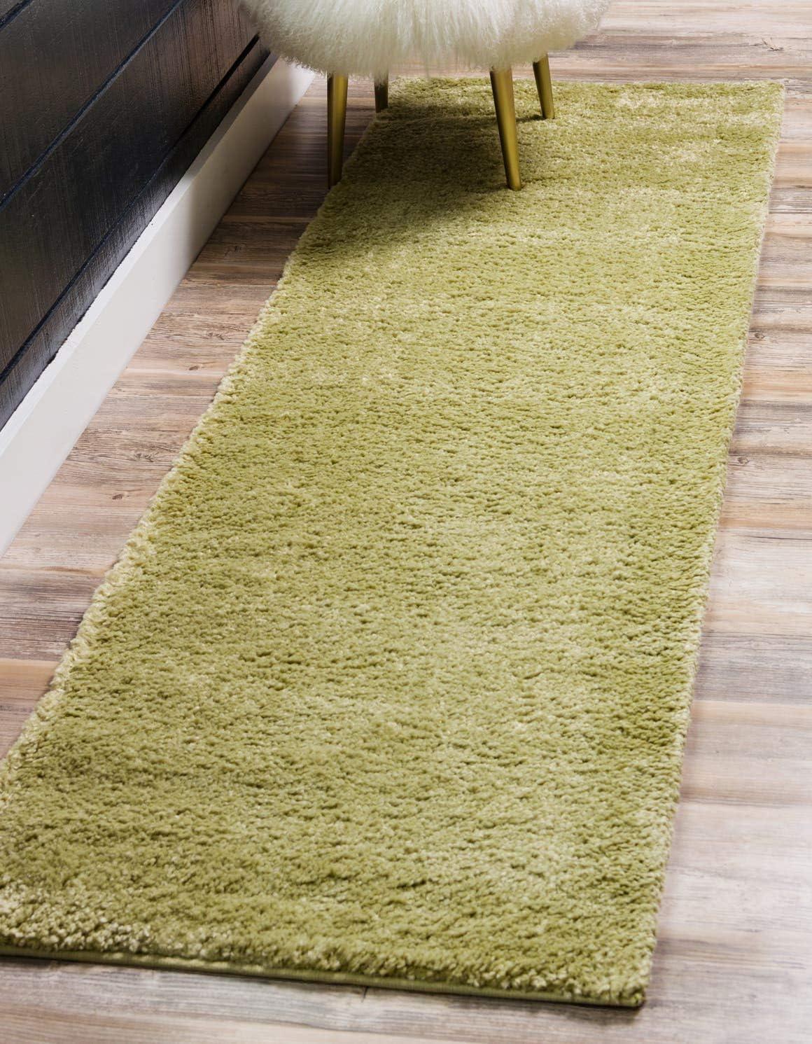 Unique Loom 2' 2 x 13' 0 Solo Calabasas Light Green Area Rug