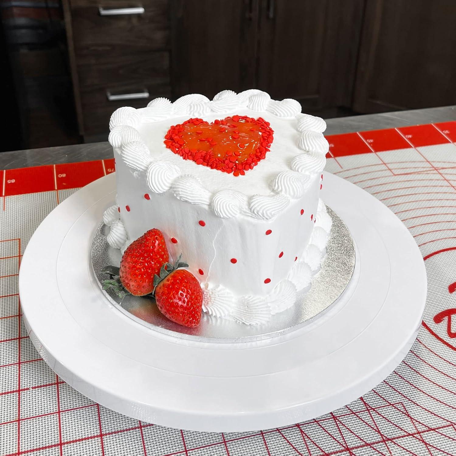 Silver Anodized Aluminum Heart-Shaped 8" x 3" Cake Pan