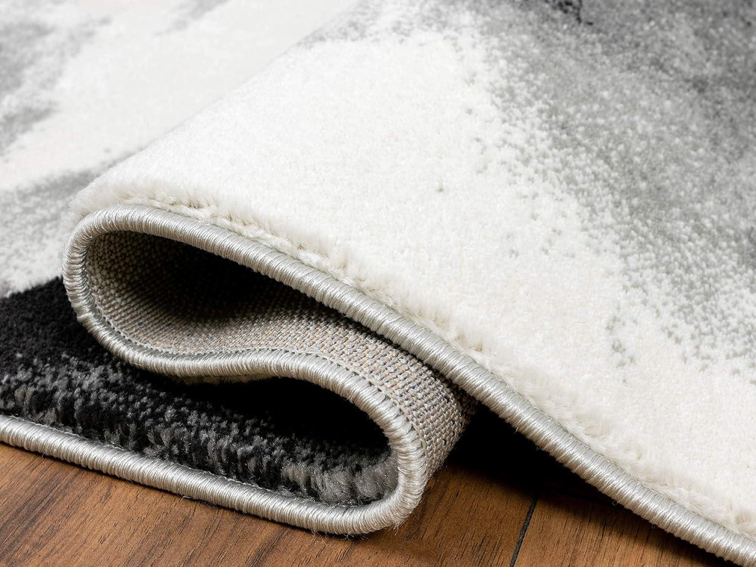 Gray Geometric 6' x 9' Stain-Resistant Synthetic Area Rug