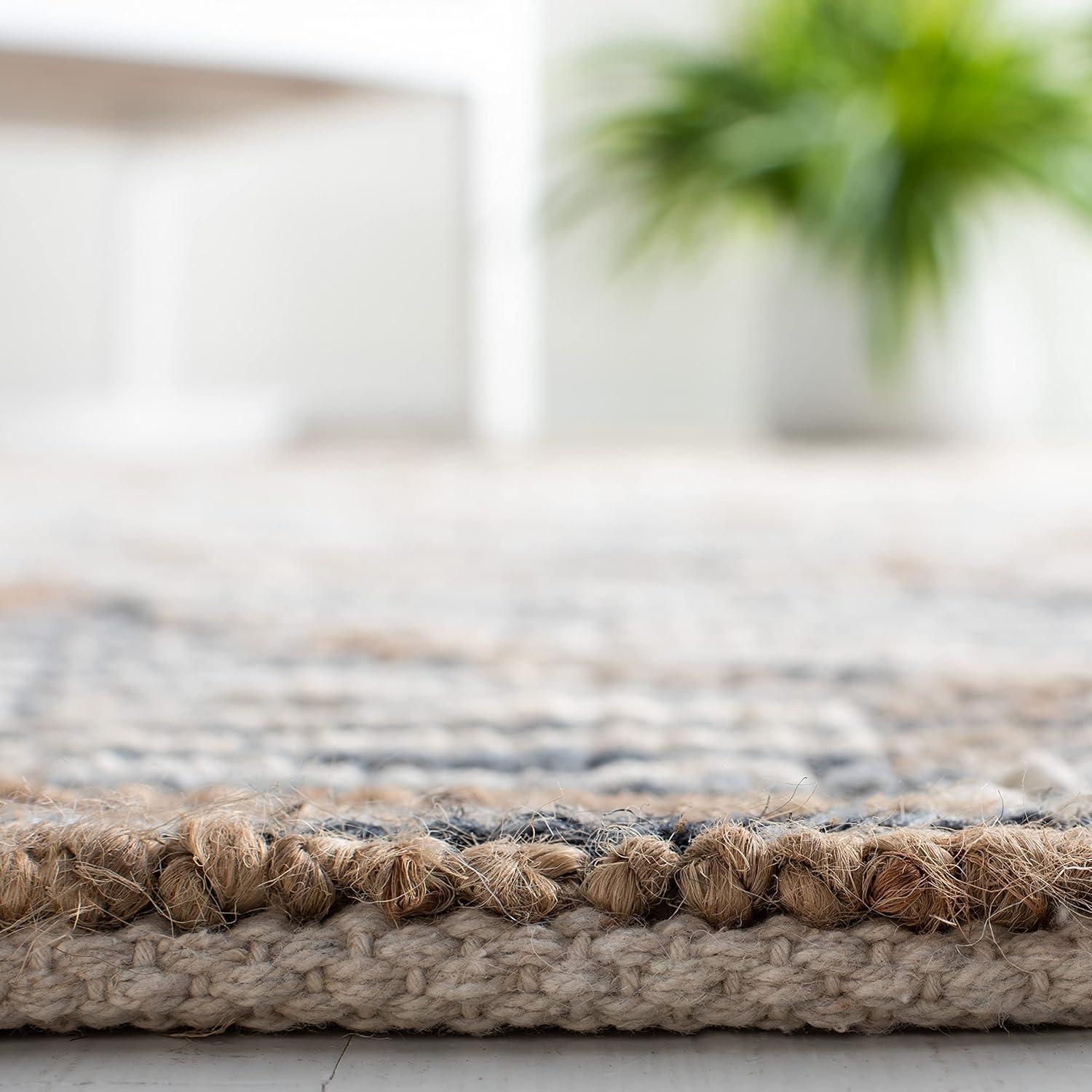 Natural Fiber NF218 Hand Woven Area Rug  - Safavieh