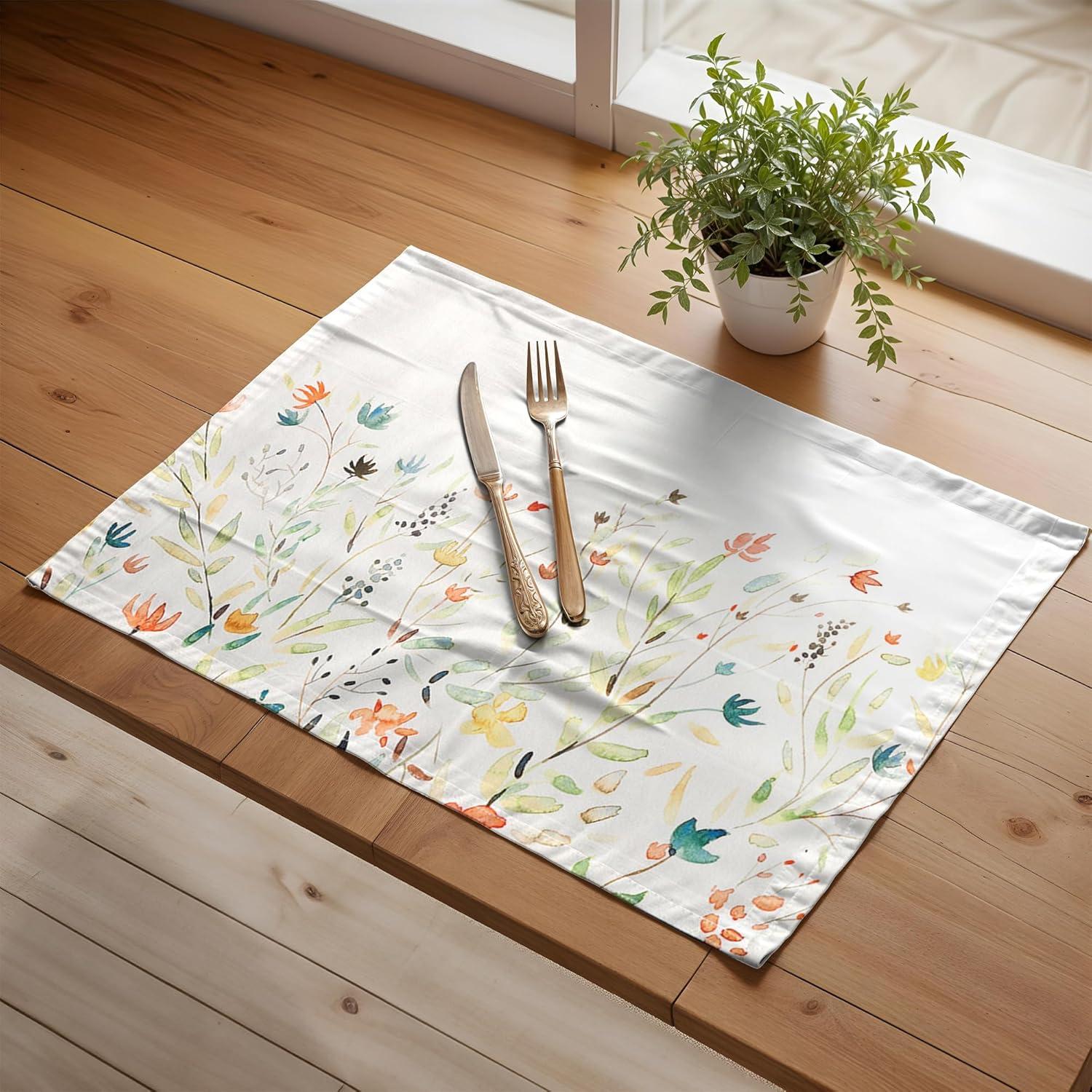 Maison d' Hermine Placemats Set of 4 100% Cotton Washable Cloth Place Mats, Reusable Table Mats for Kitchen Dining Decoration, Party, Wedding, Restaurant Spring/Summer (Limoncello, 13" x 19")