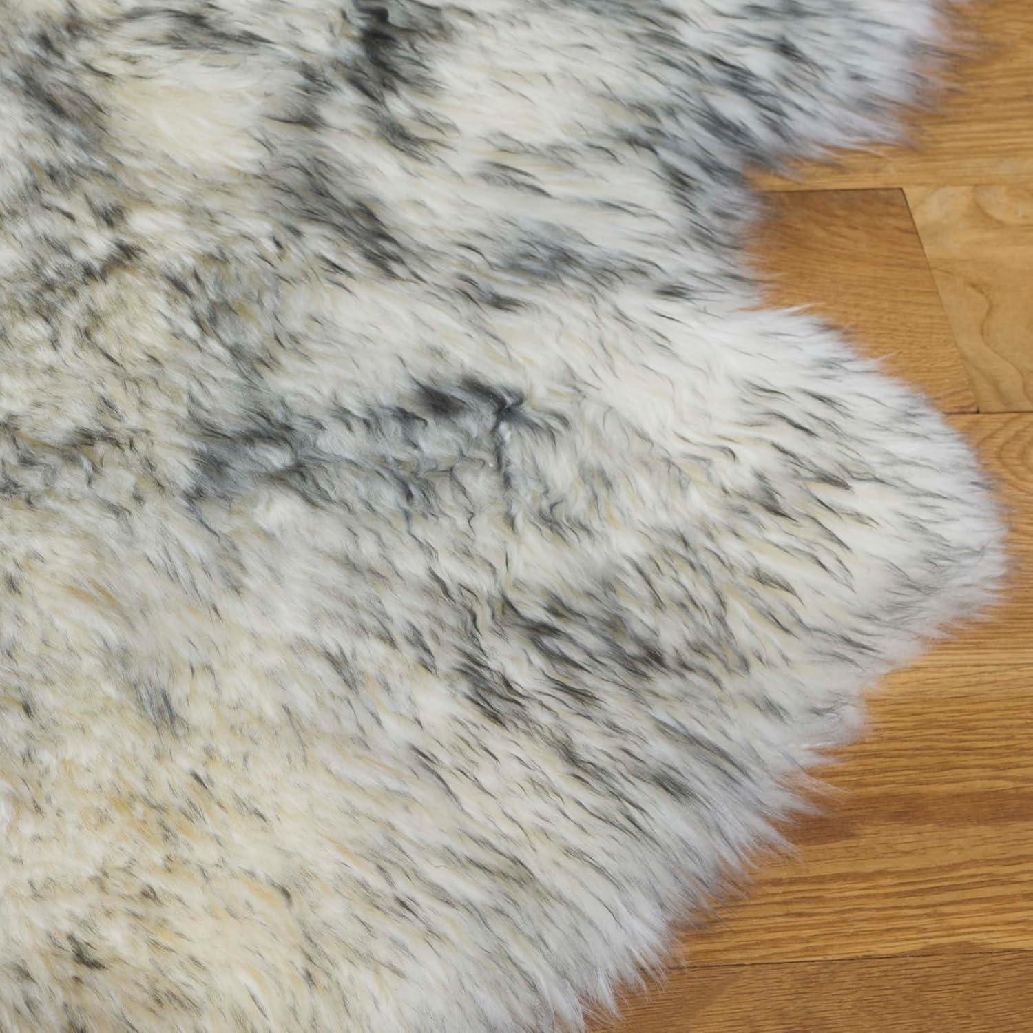 SAFAVIEH Sheep Skin Tiana Animal Area Rug, Ivory/Smoke Grey, 5'5" x 7'7"