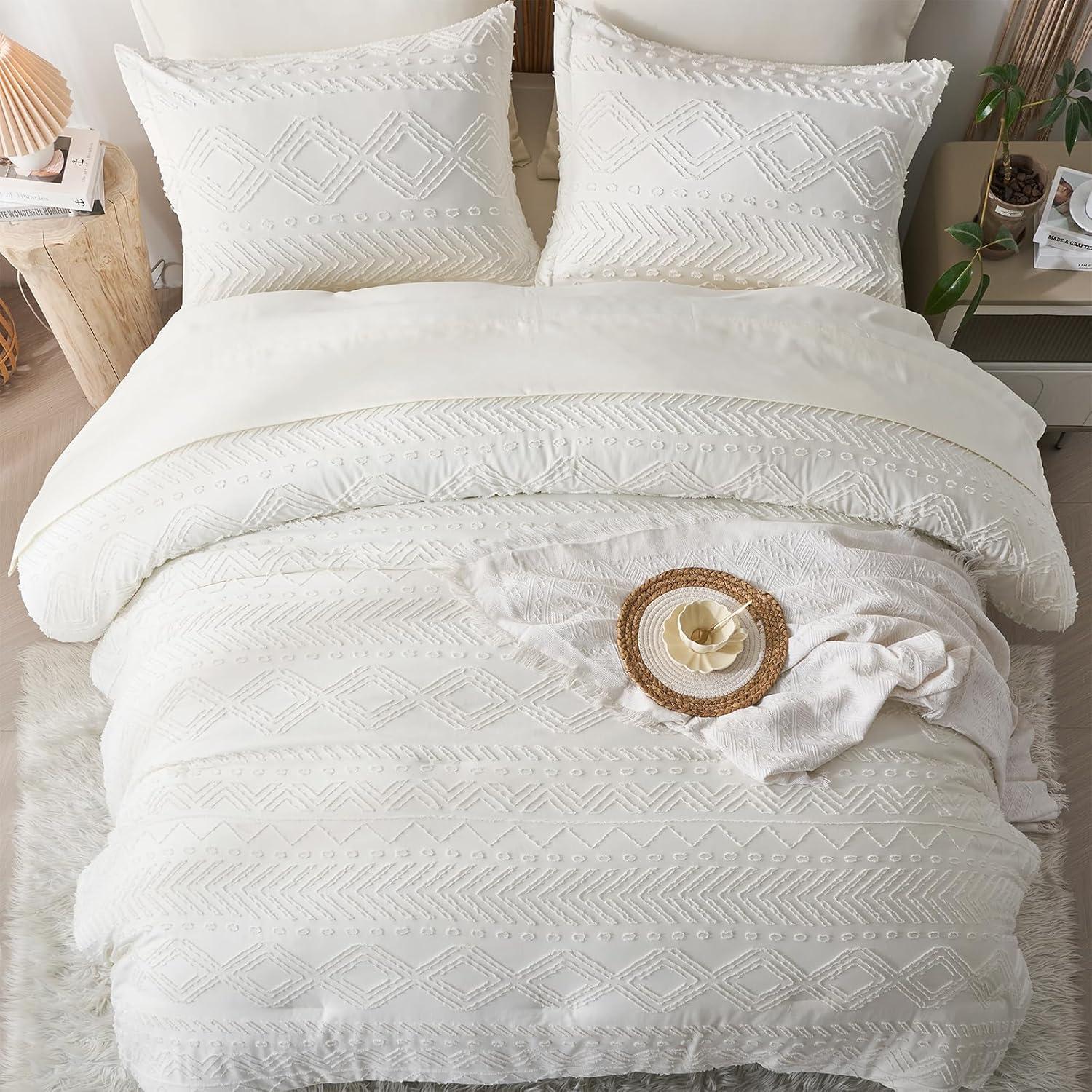 7 Pieces Queen Comforter Set, White Tufted Boho Shabby Chic Bed in a Bag Comforter and Sheet Set, All Season Soft Microfiber Complete Bedding Set (White, Queen)