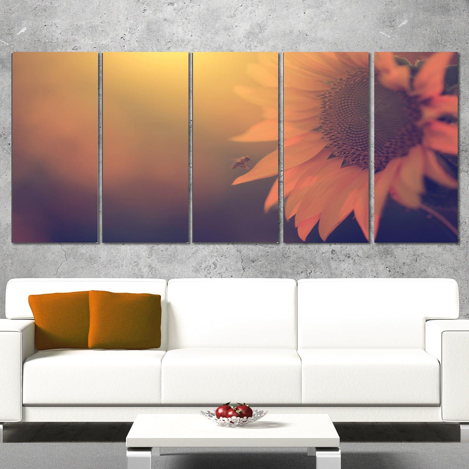 Design Art " Vintage Photo Of Sunflower Close-Up "