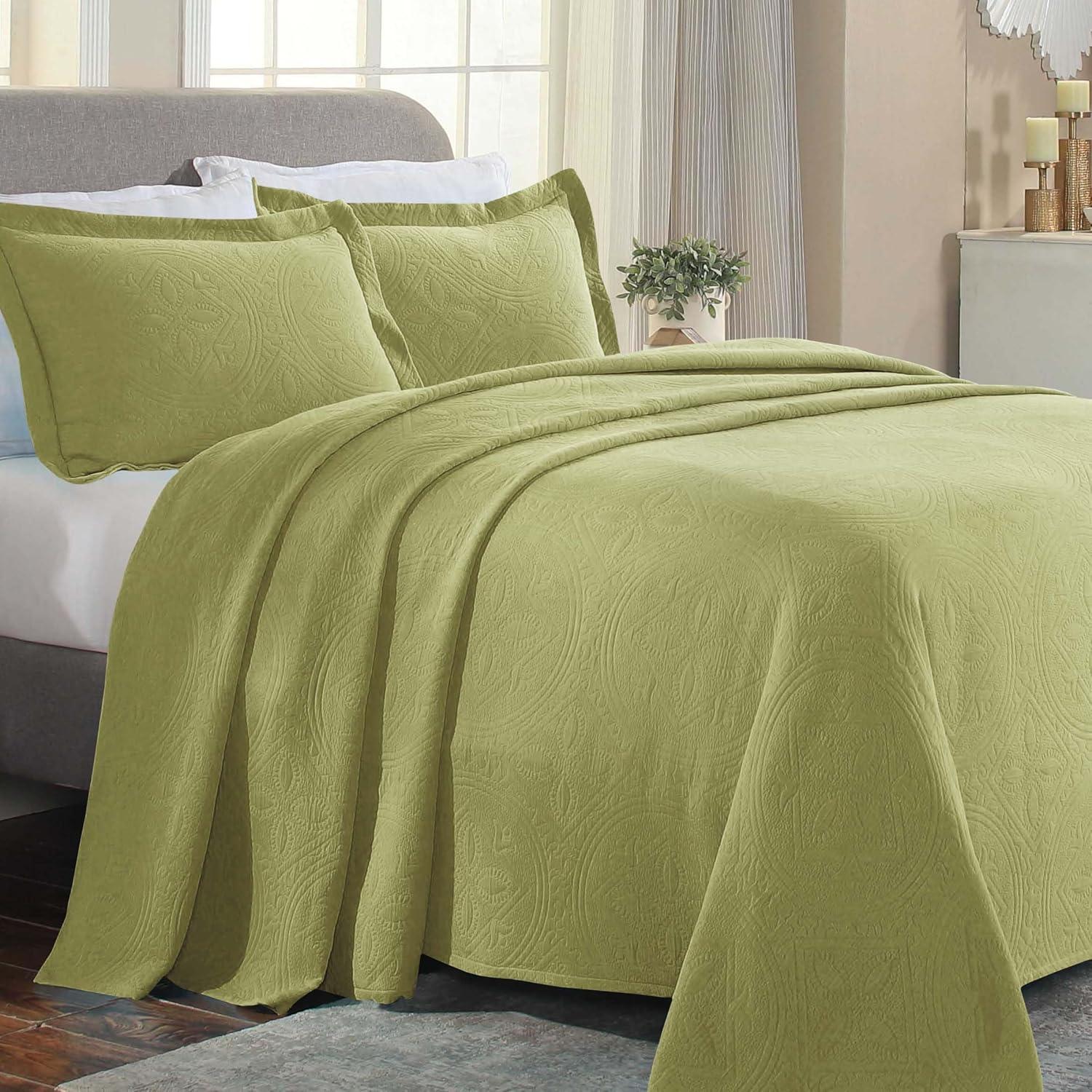 Superior Cotton Jacquard Matelasse Celtic Bedspread Set Of 2, Full, Sweet Pea