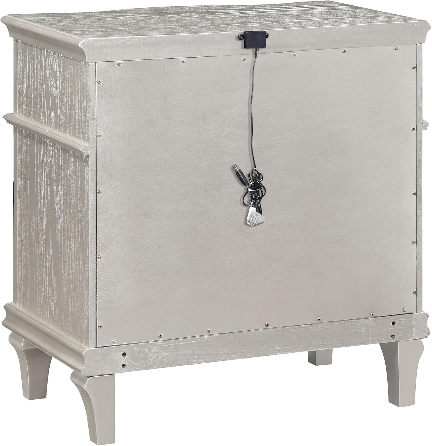 Alma Evangeline 4-Piece Queen Bedroom Set Silver Oak