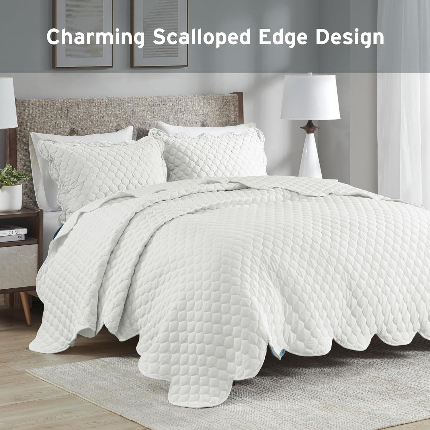 Solid Color 3 Piece Scalloped Edge Crinkle Microfiber Quilt Set