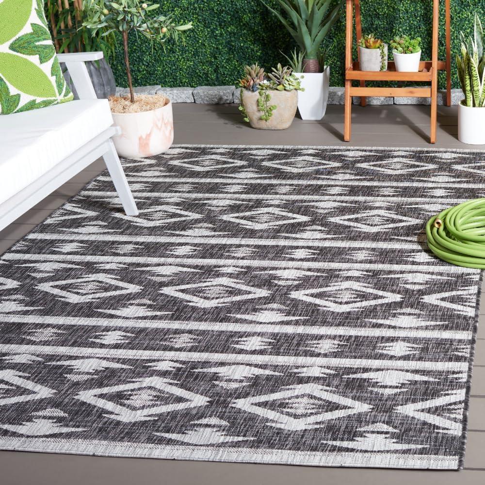 Courtyard CY8863 Power Loomed Indoor/Outdoor Area Rug - Black/Grey - 6'7"x9'6" - Safavieh.