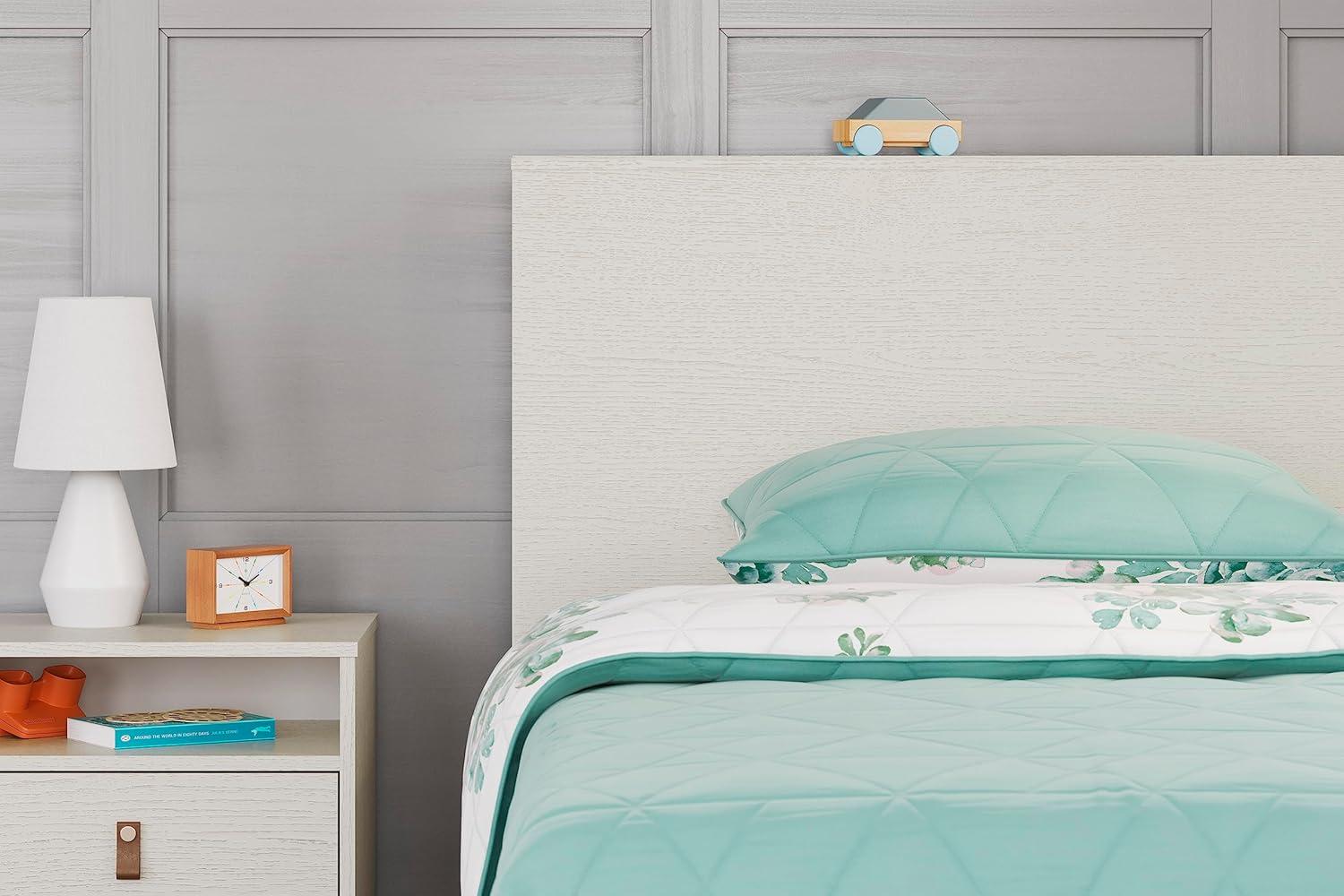 Jashawna Headboard