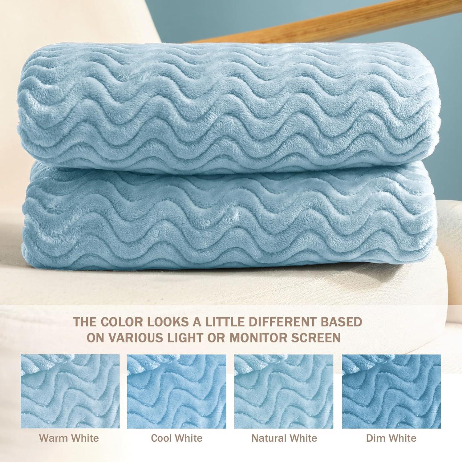 Exclusivo Mezcla Large Flannel Fleece Throw Blanket, Jacquard Weave Wave Pattern Blanket (50" x 70", Light Blue)