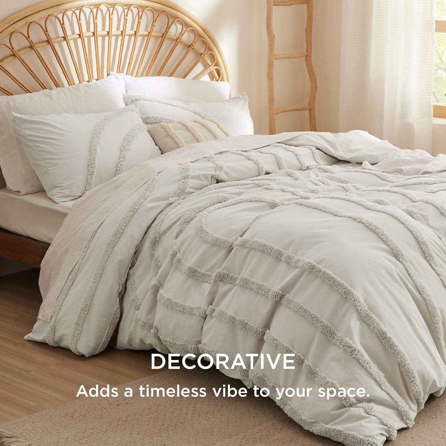 Bedsure | 3Pcs Tufted Boho Farmhouse Shabby Chic Embroidery Comforter Set