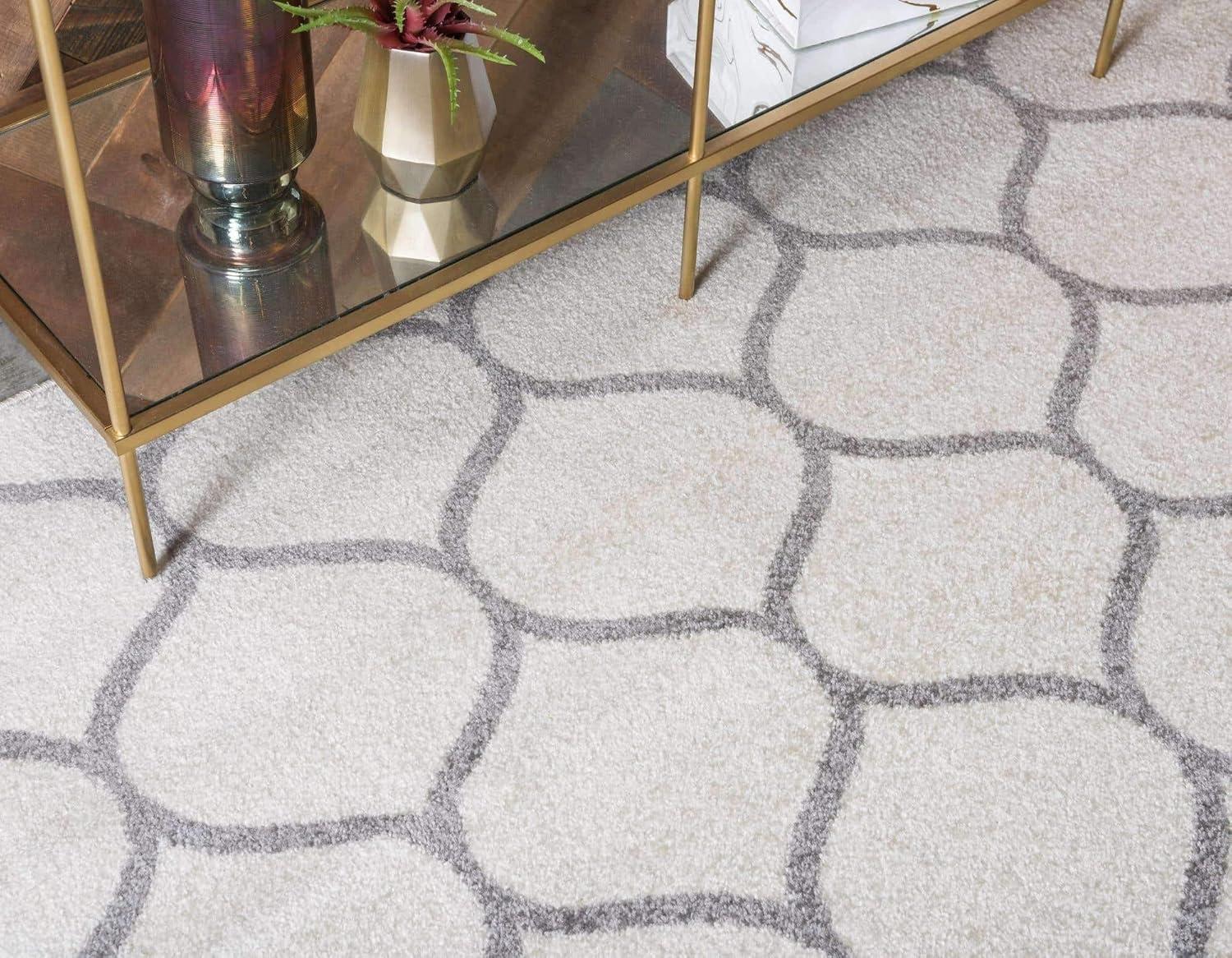 Unique Loom 7' 0 x 7' 0 Trellis Frieze Rounded Ivory Area Rug
