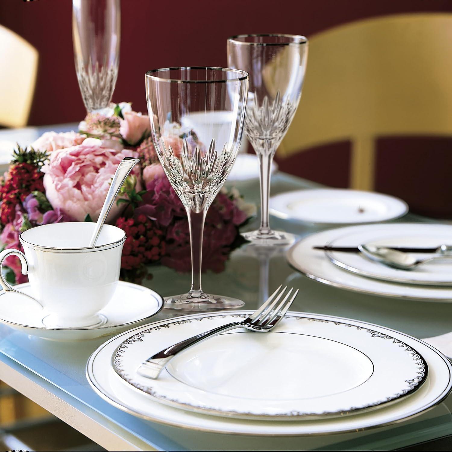 White Porcelain 5-Piece Place Setting with Platinum Accents