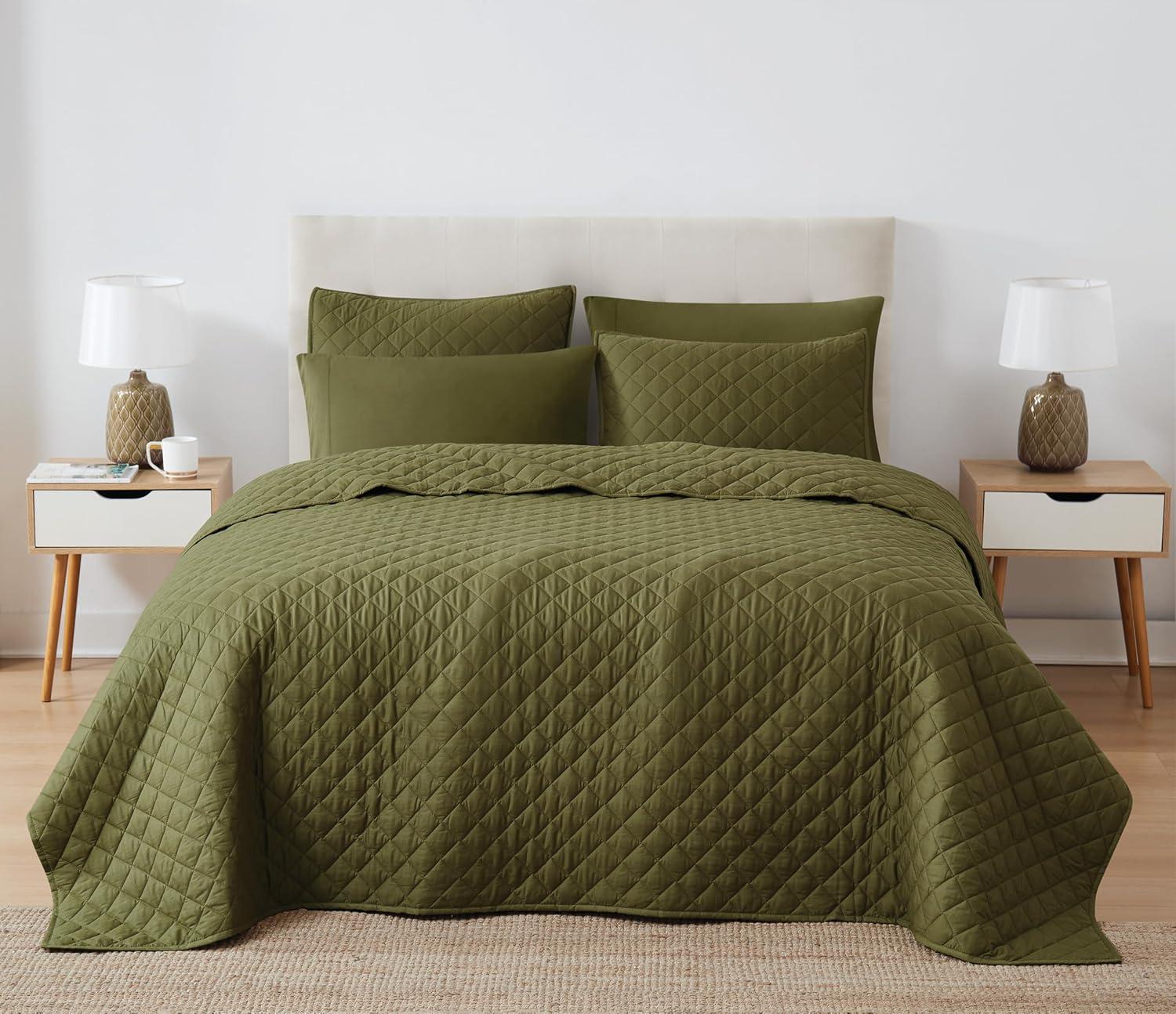 Olive Green Cotton Full Quilt Set with Shams