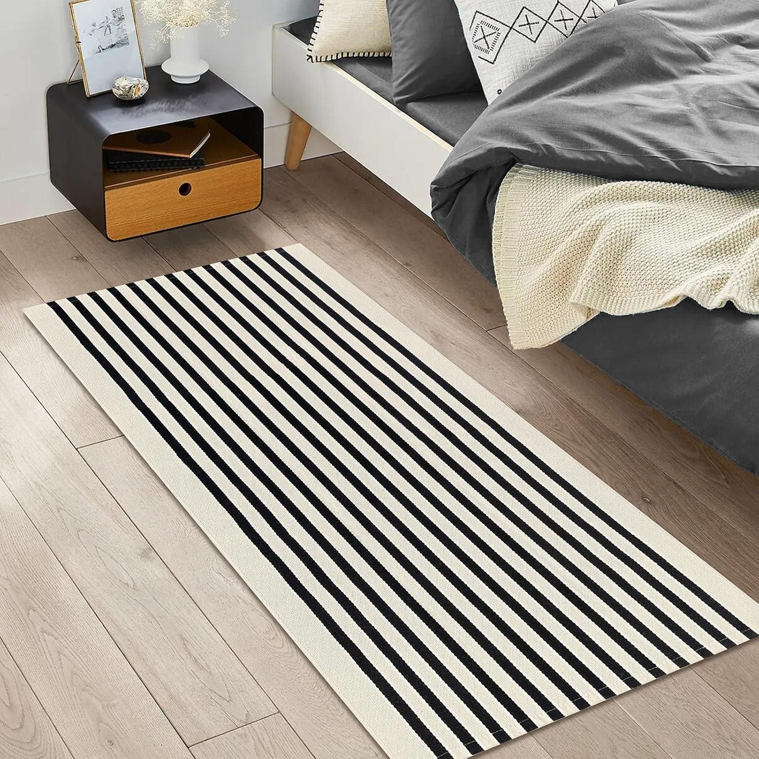 IOHOUZE Navy and White Striped Rug 2'x3' Front Door Rugs, Small Washable Area Rug for Front Porch, Spring Summer Doormats Outdoor Indoor, Cotton Rugs for Entryway Porch Entrance