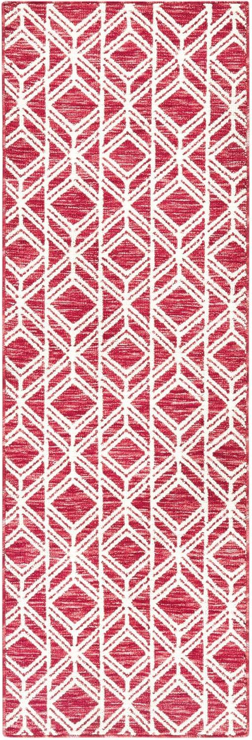 Town & Country Living TOWN & COUNTRY EVERYDAY Walker Modern Diamond Everwash Non-Slip Backing Kitchen Mat