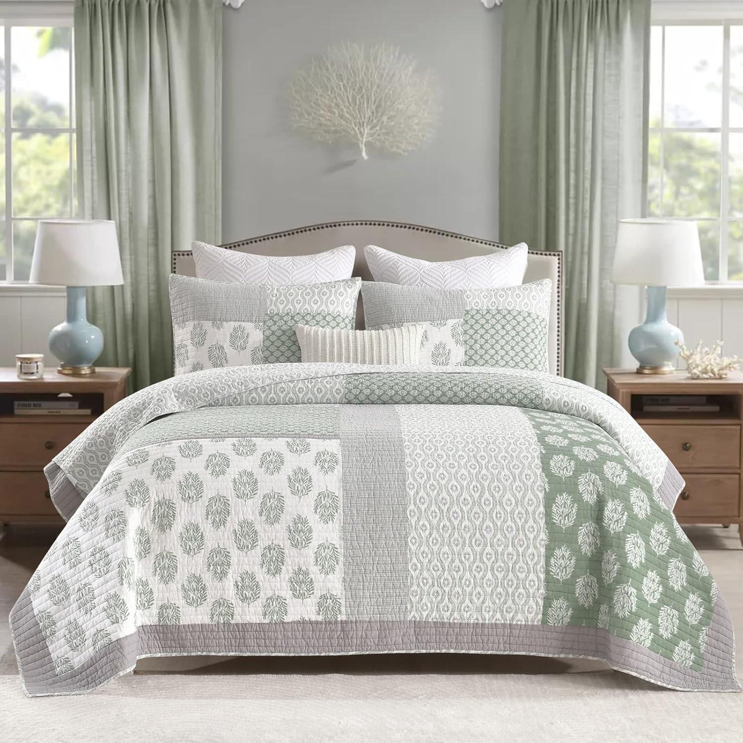 King Size White and Gray Cotton Reversible Quilt Set