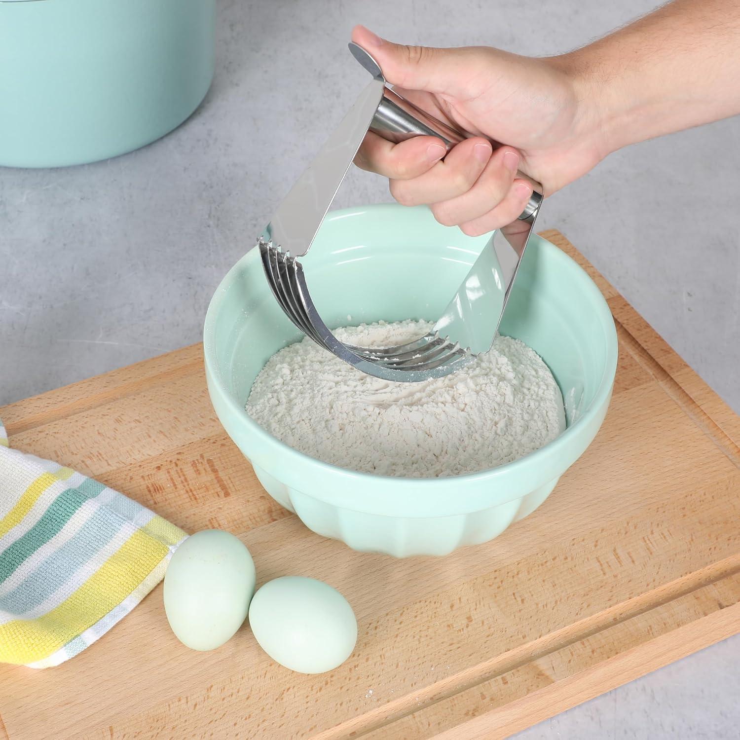 Stainless Steel Ergonomic Pastry Blender with Soft Edge Blades