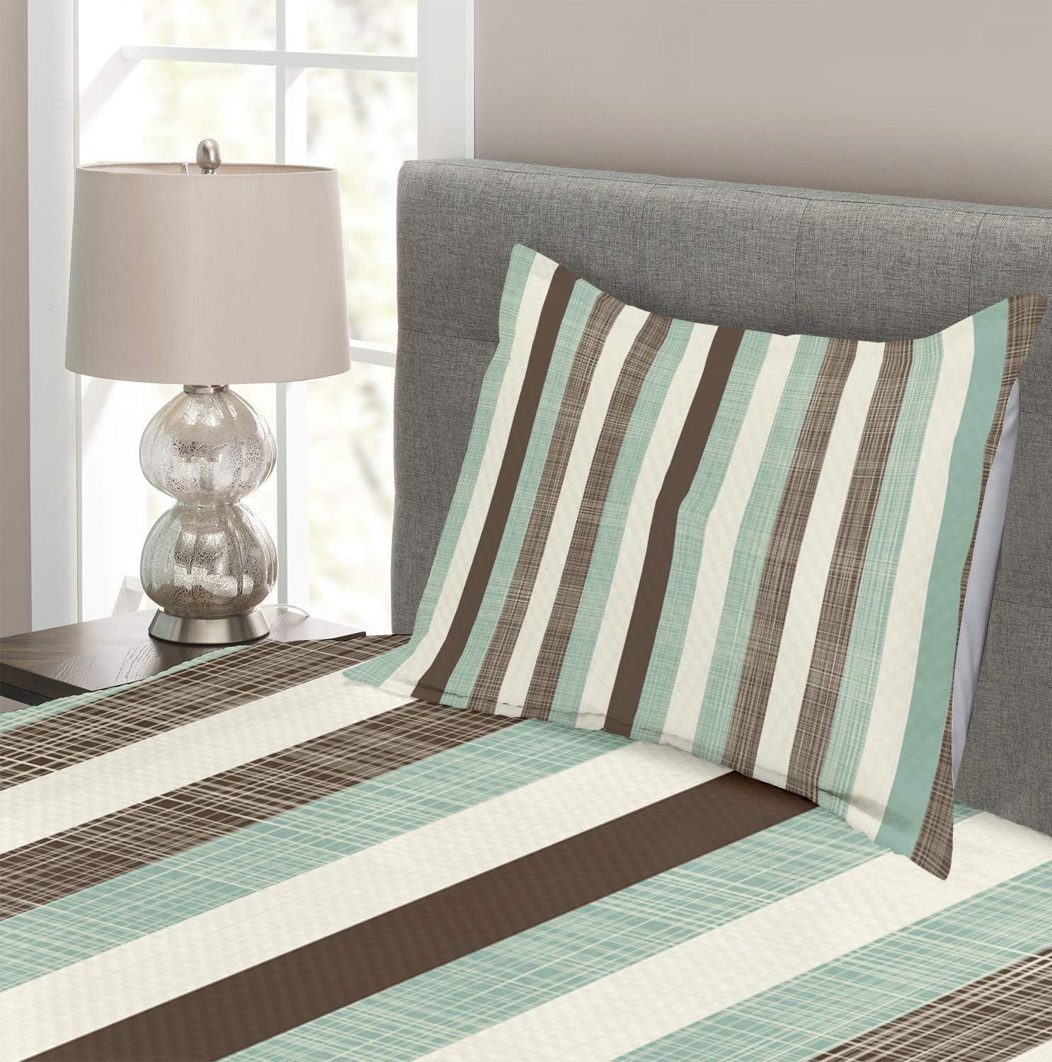 Ambesonne Ambesonne Floral Bedspread Set Flowers Petals and Buds Red Green