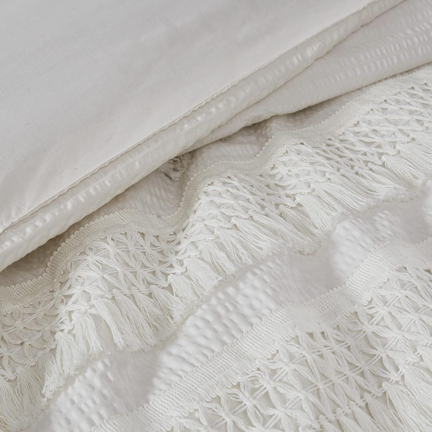 Amaya Ivory Full/Queen Cotton Seersucker Duvet Set with Tassel Trims