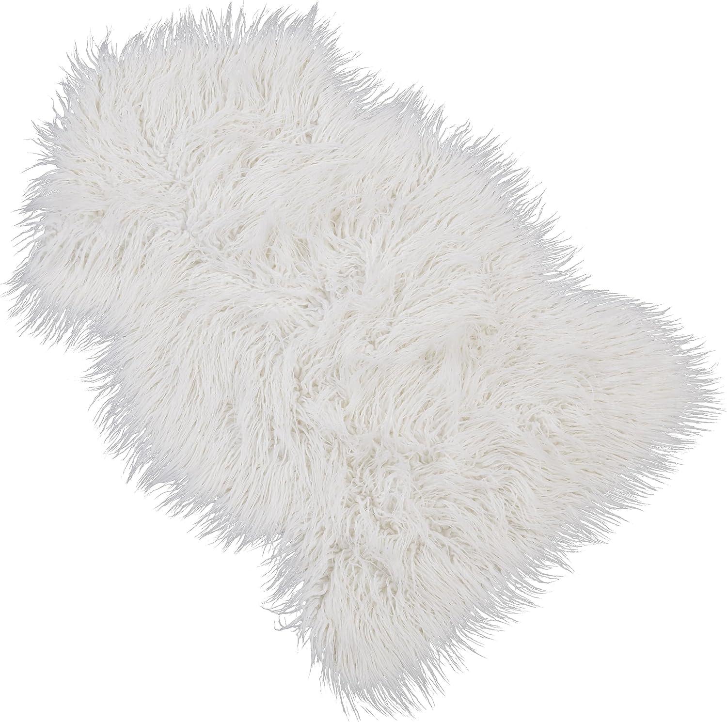 Saro Lifestyle Luxurious Faux Mongolian Fur Indoor Rug