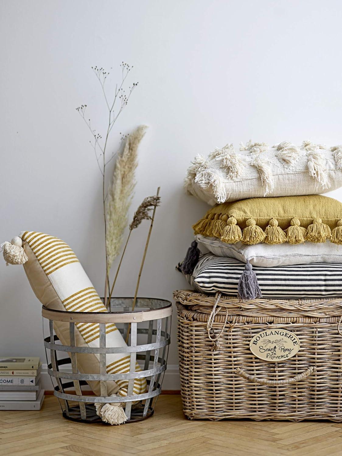 Creative Co-Op Woven Cotton Slub Pillow with Tassels, Mustard