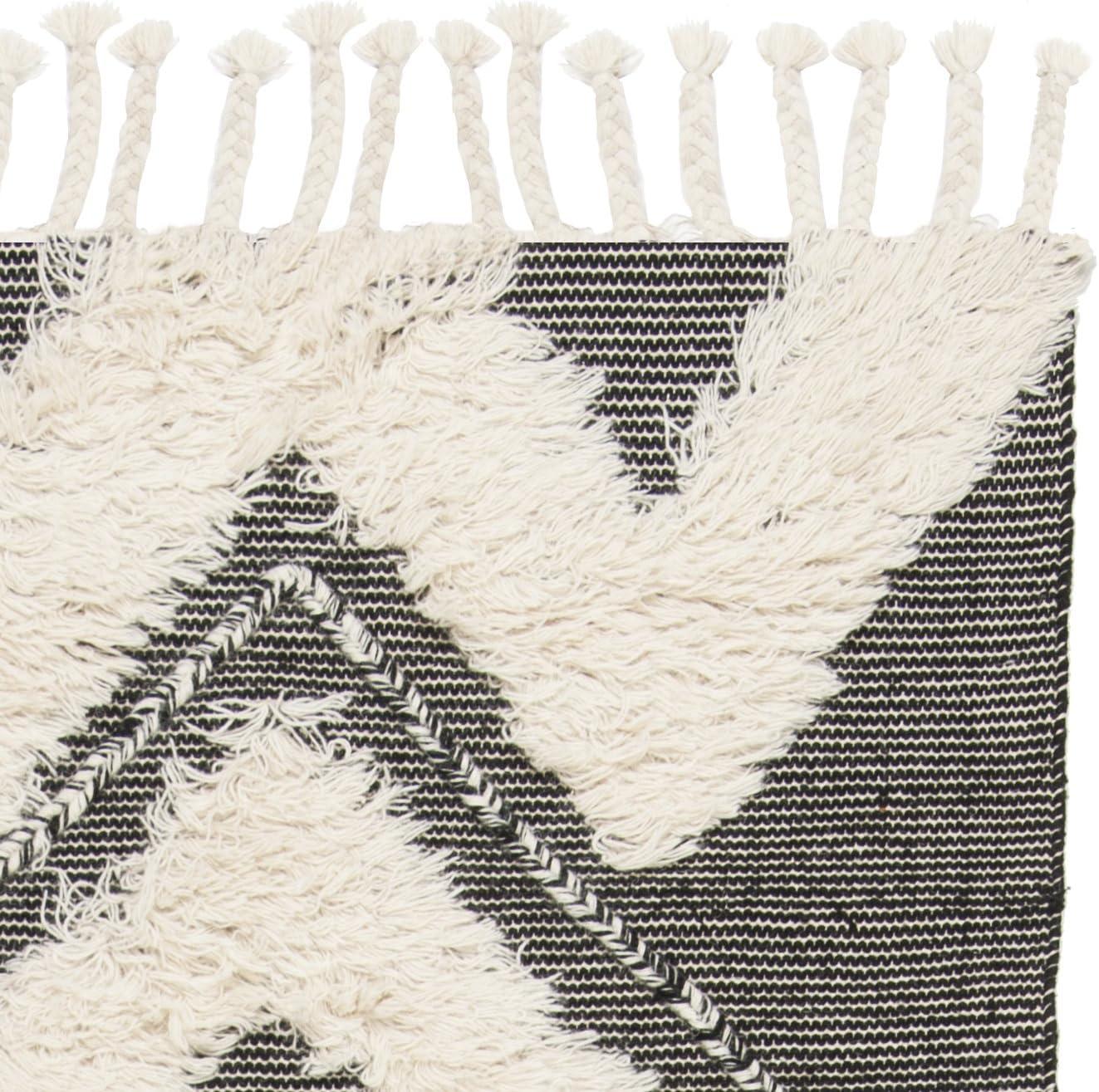 SAFAVIEH Kenya Jannine Geometric Diamonds Fringe Area Rug, Black/Ivory, 9' x 12'