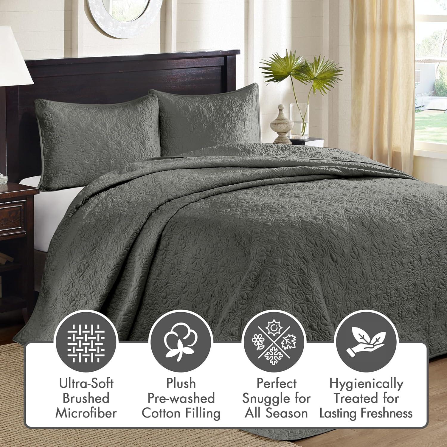 Quebec Reversible Bedspread Set