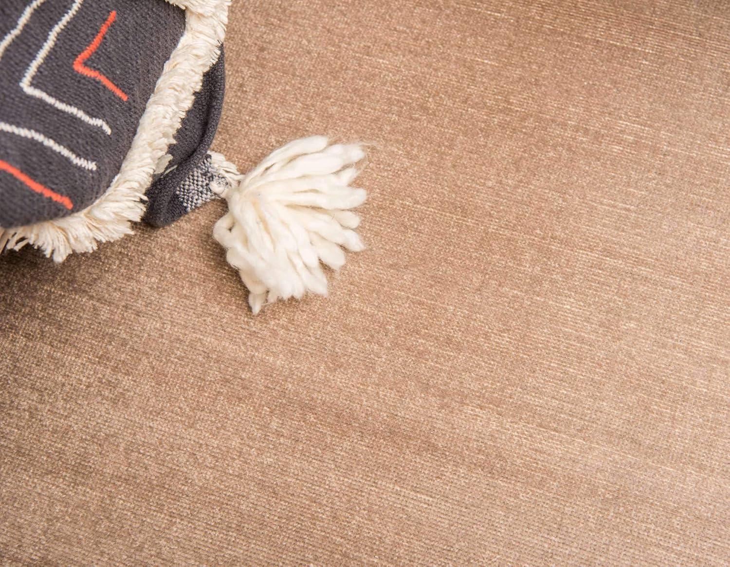 Unique Loom Williamsburg Collection Area Rug - Solid (5' 1" x 8' Rectangle Light Brown)
