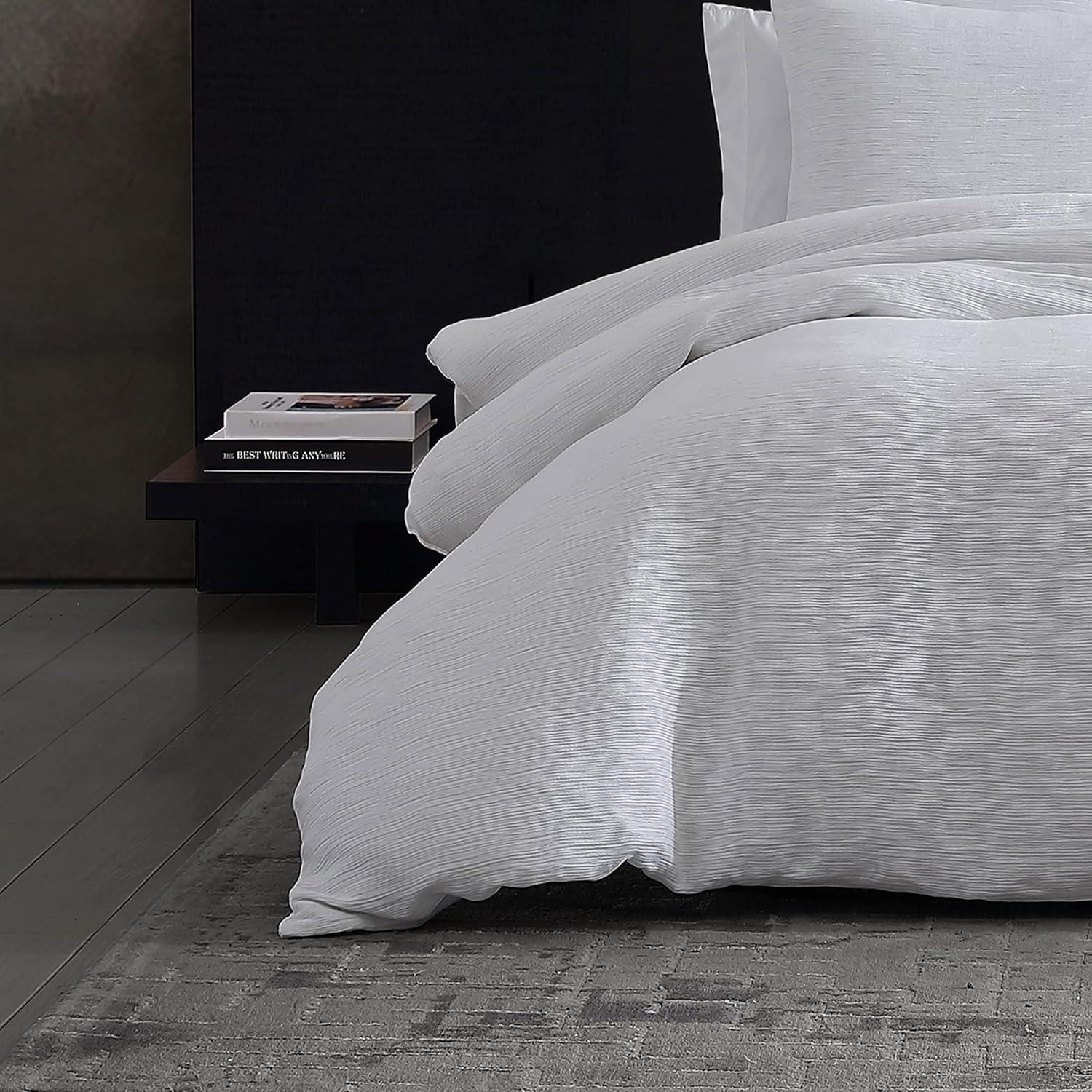 Vera Wang Vera Wang Solid Textured Pleats White Duvet Cover Set