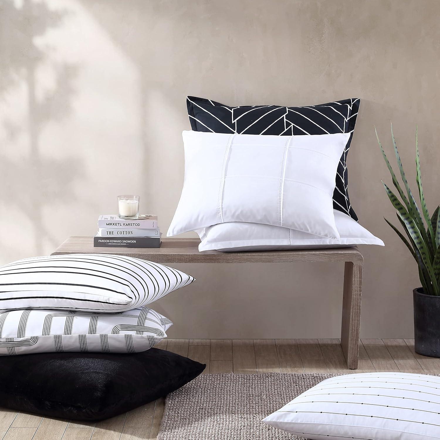 Mainline White/Black Microfiber Reversible Duvet Cover Set