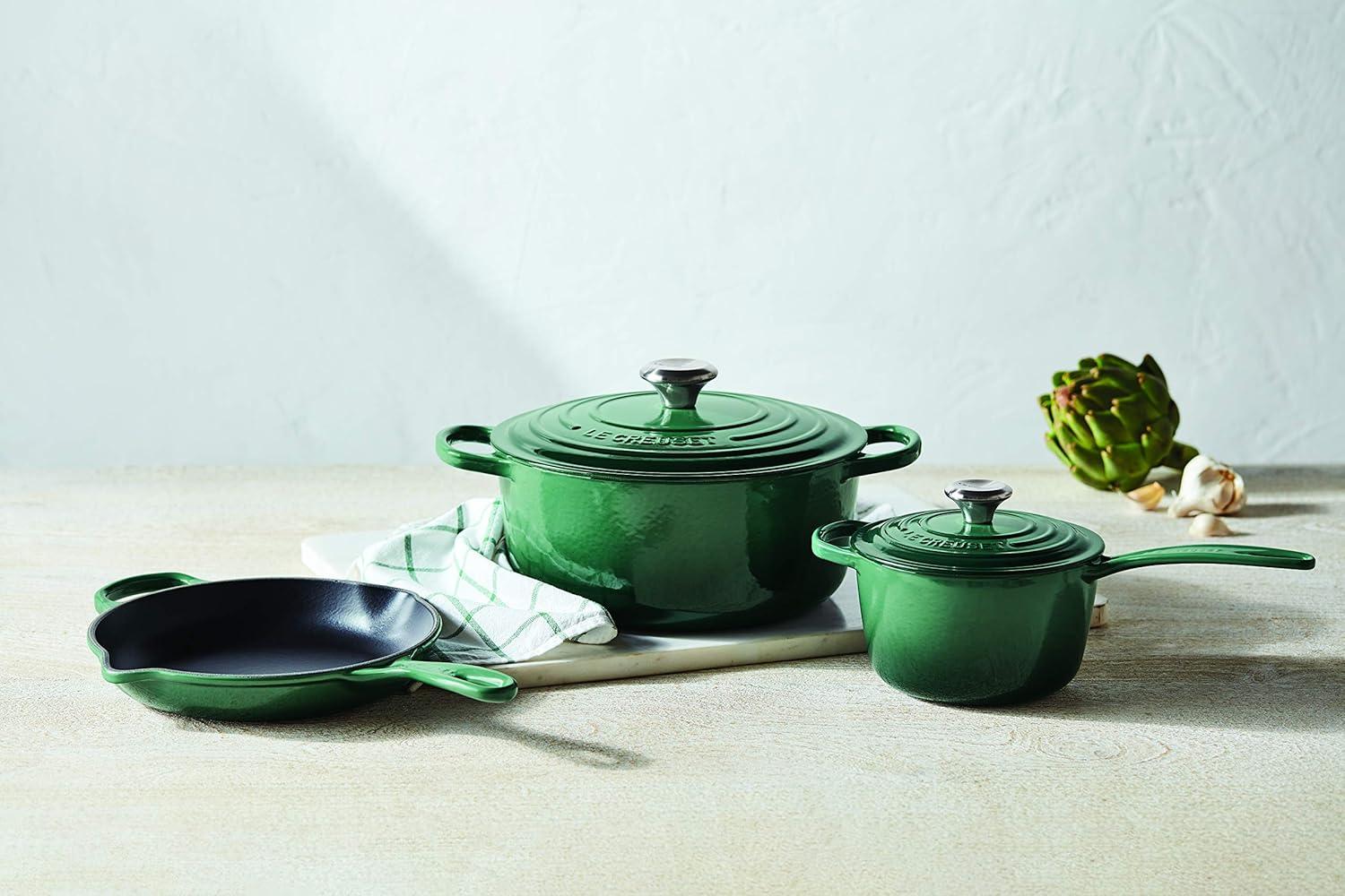 Le Creuset Signature Enameled Cast Iron Round Dutch Oven with Lid