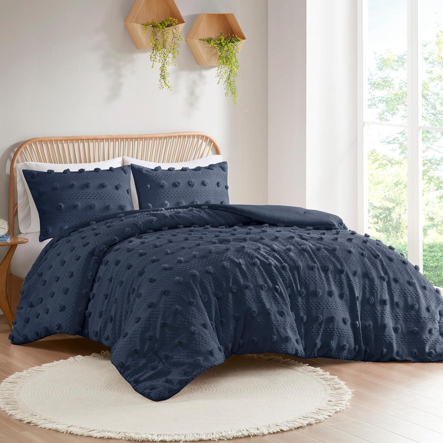 Clip Jacquard Comforter Set