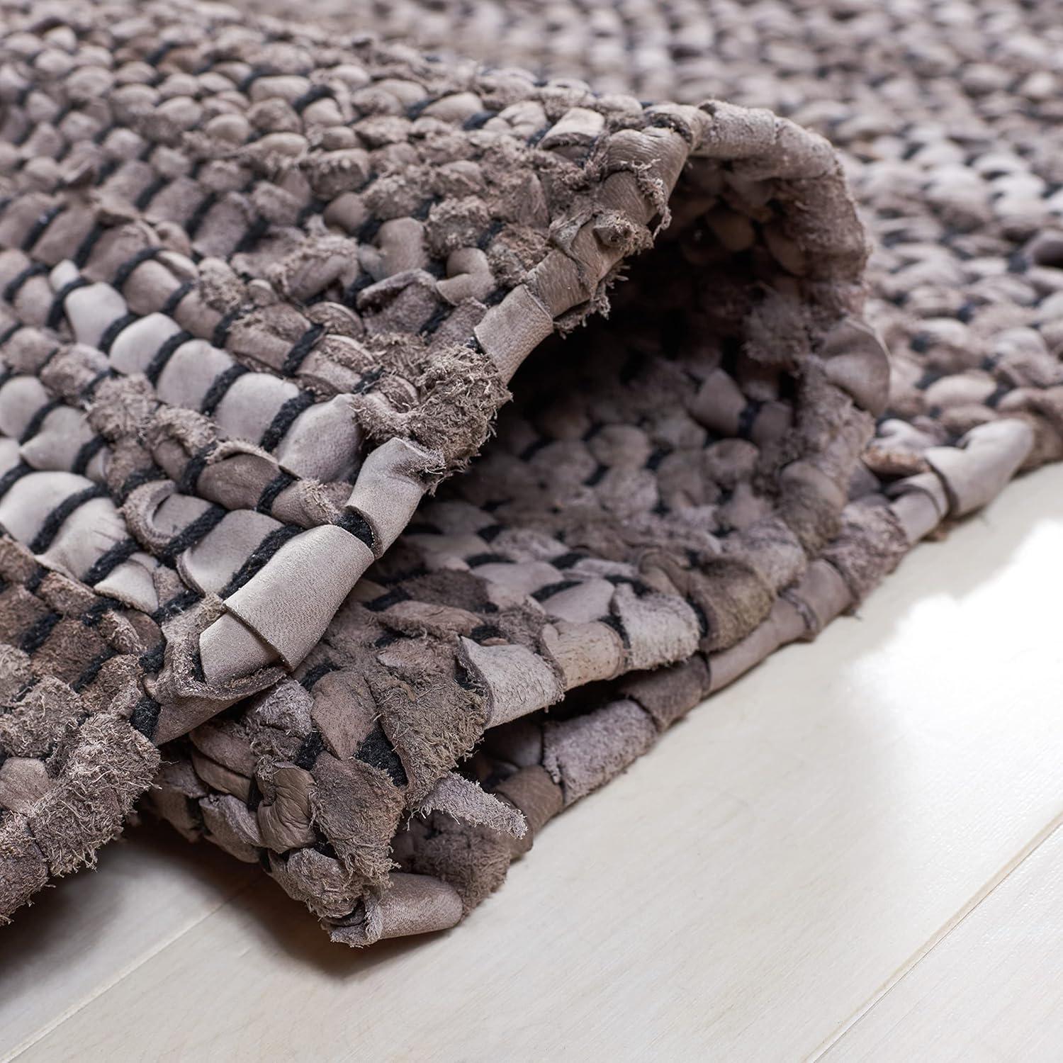 Vintage Leather VTL400 Hand Woven Indoor Accent Rug - Silver/Ivory - 3'x5' - Safavieh