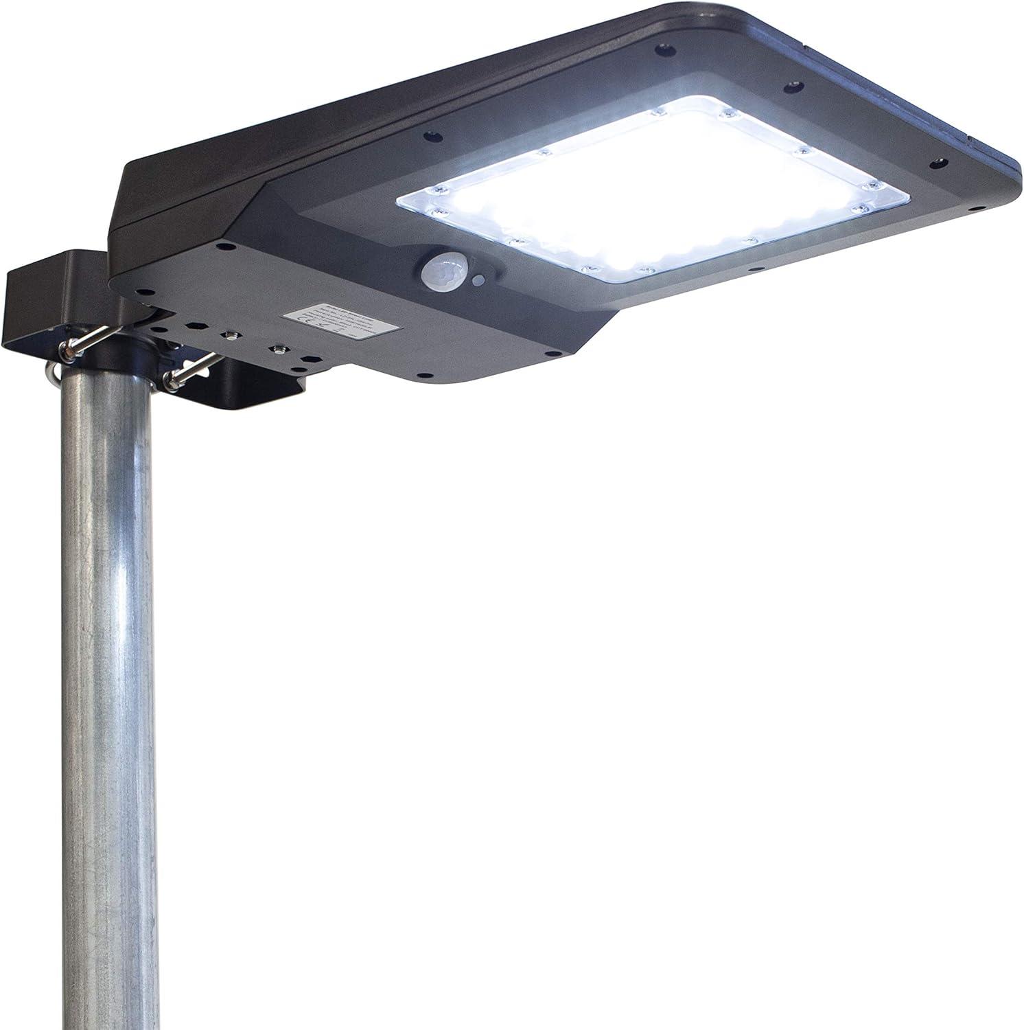 1600 Lumen Black Solar Powered LED Flood Light