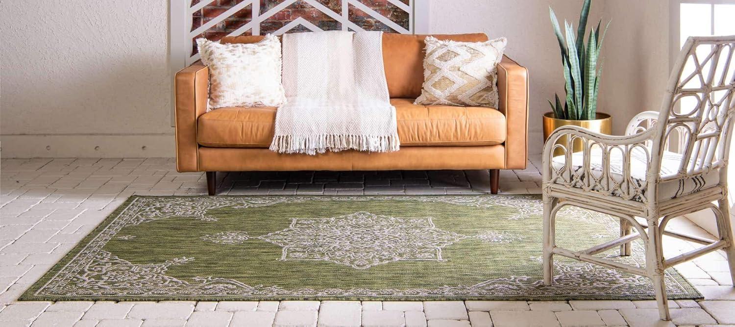 Unique Loom 7' 1 x 10' 0 Rectangle Indoor/Outdoor Traditional Green Area Rug
