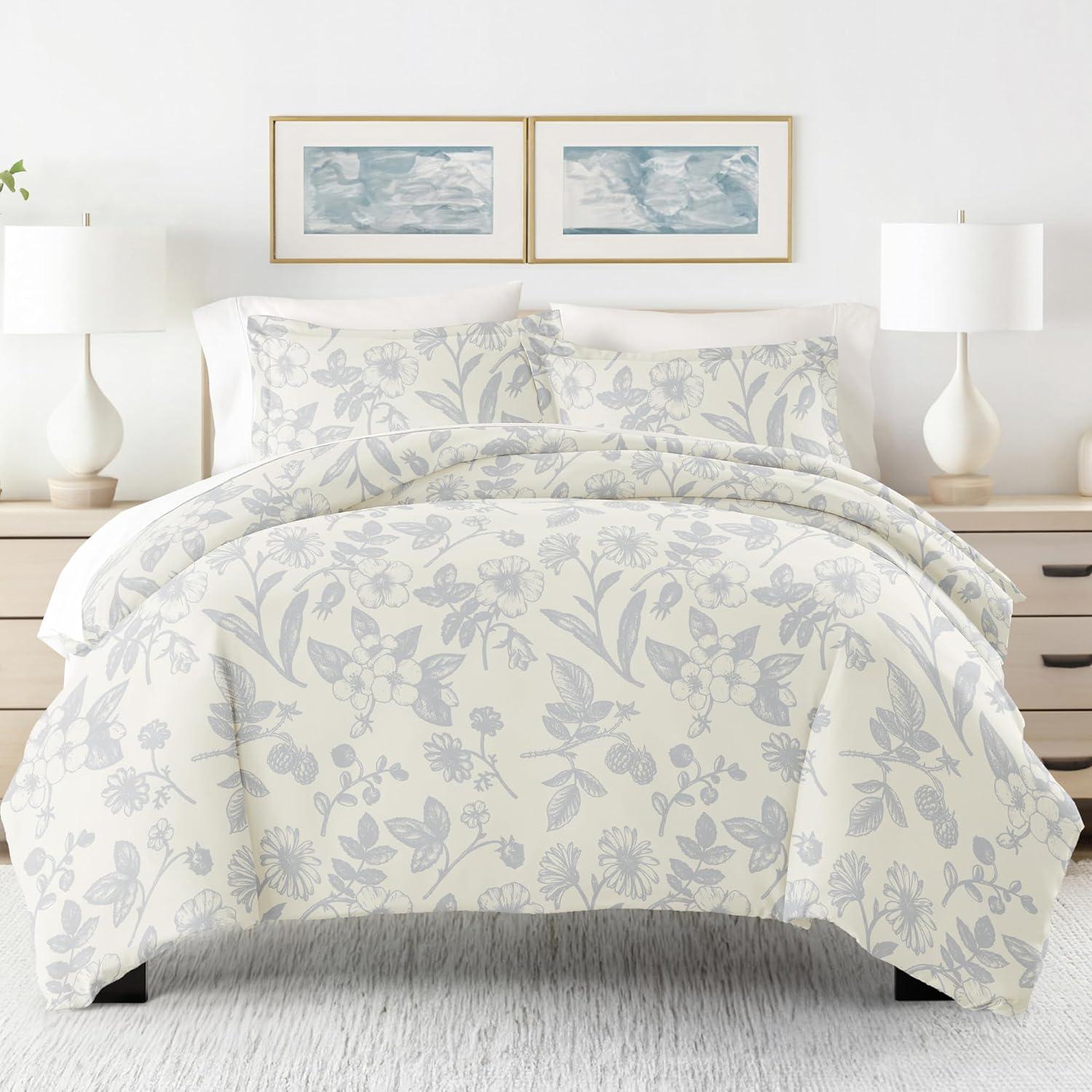 Light Gray Floral Twin/Twin XL Microfiber Bedspread Cover Set