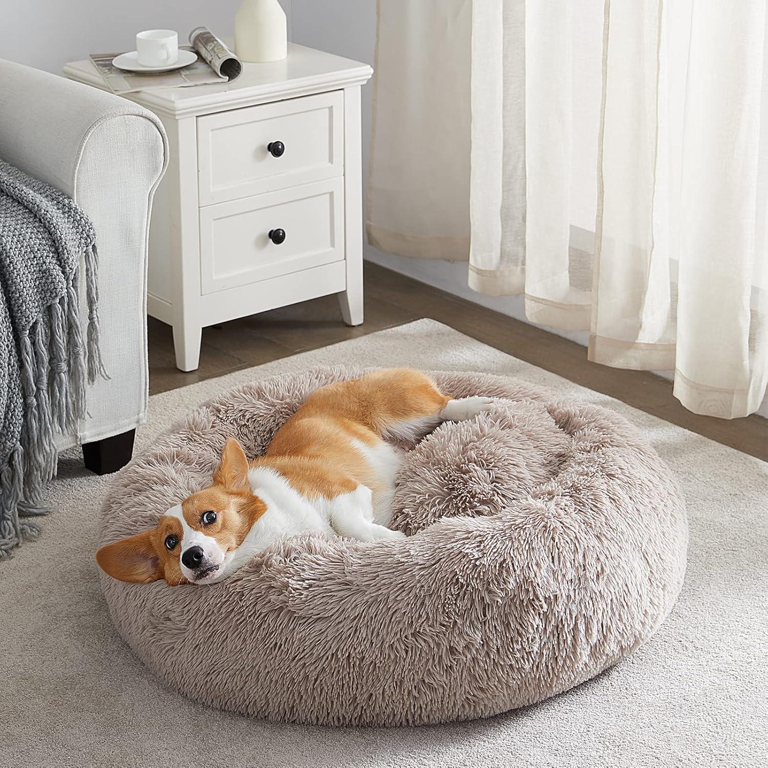 Calming Dog Bed Cat Bed Donut, Faux Fur Pet Bed Self-Warming Donut Cuddler, Comfortable Round Plush Dog Beds (20 X 20 X 8 Inch, Light Pink)