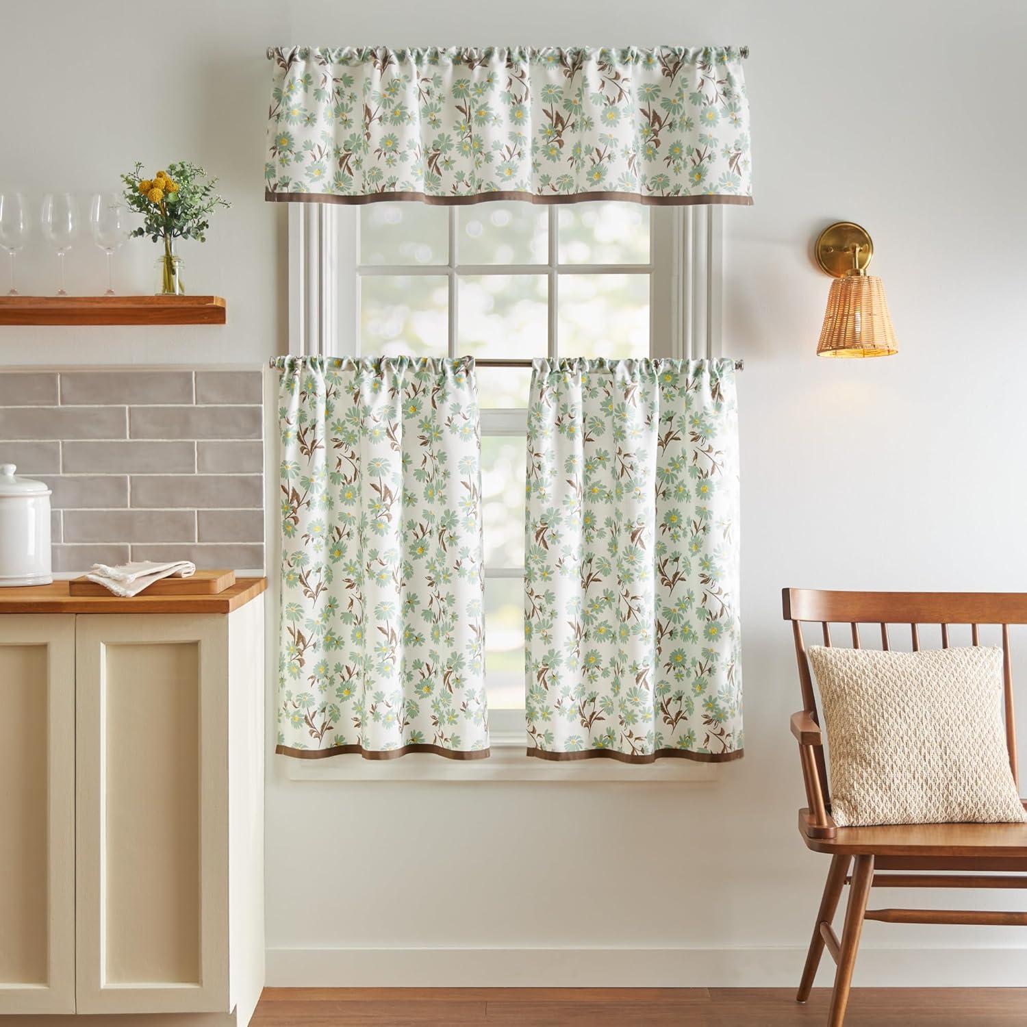 Daisy Floral Light Filtering Cotton Polyester Kitchen Curtain Set