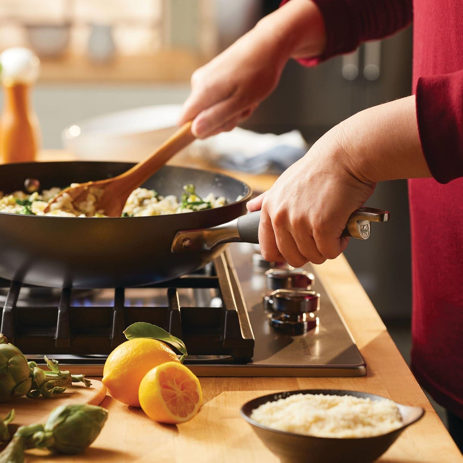 Anolon Anolon Advanced Bronze Hard-Anodized Nonstick Ultimate Pan with Lid, 12-Inch