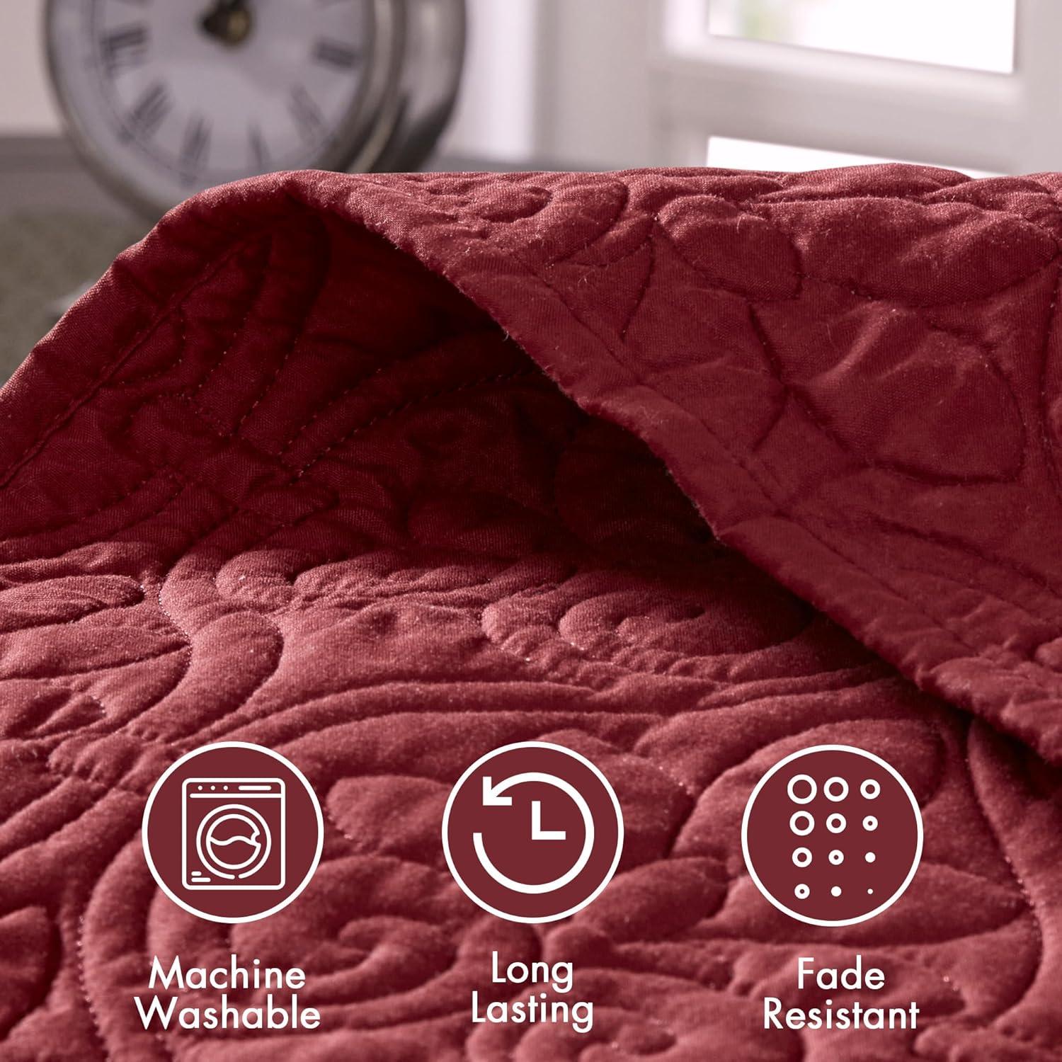 Quebec Reversible Bedspread Set