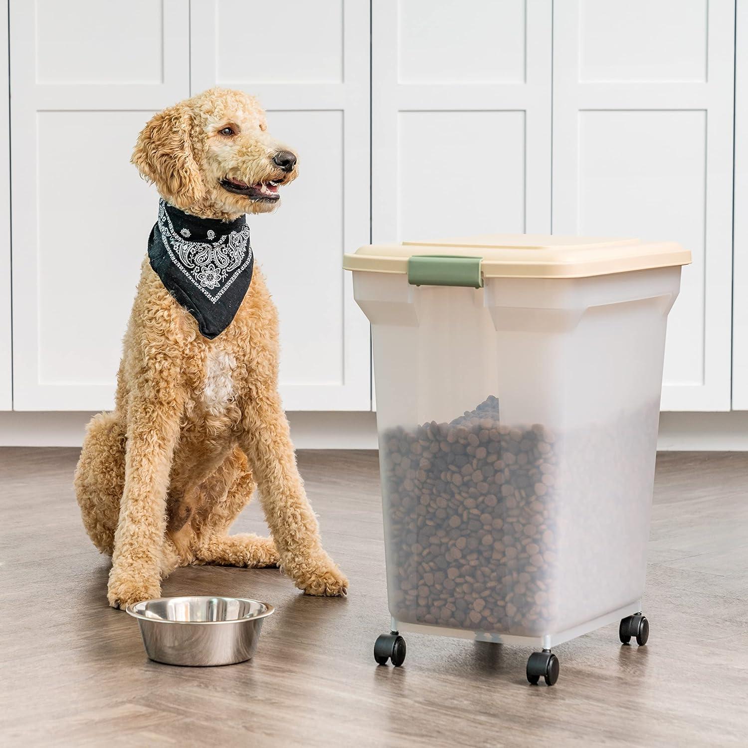 IRIS USA, Inc. Food Storage Container