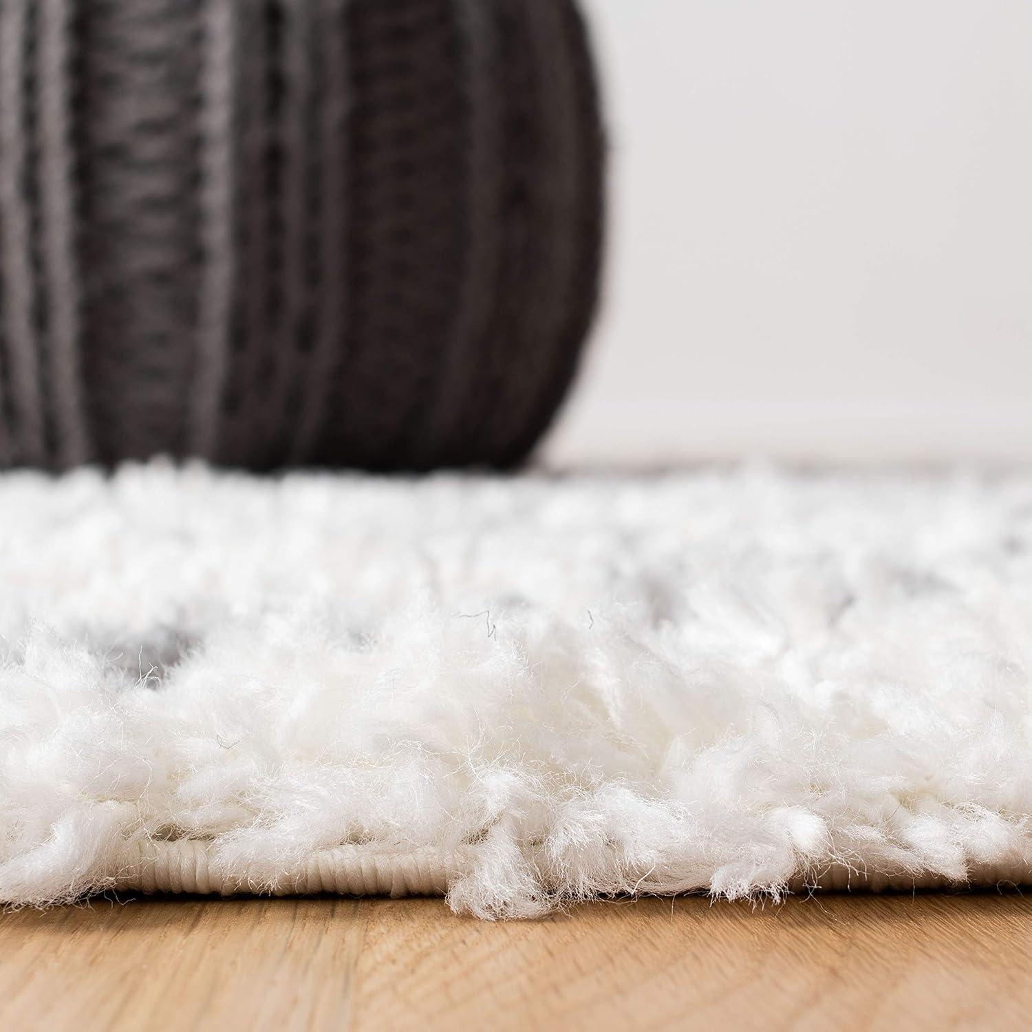 Moroccan Tassel Shag MTS335 Power Loomed Area Rug - Ivory/Light Grey - 5'3"x7'6" - Safavieh.