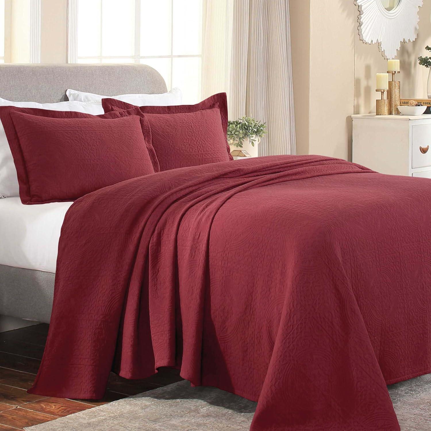 Garnet Floral Cotton Twin Bedspread Set with Pillowsham