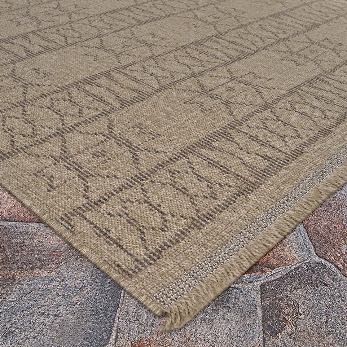 Couristan Naturalistic Adobe Indoor/ Outdoor Area Rug, Natural-Brown, 6'6" x 9'
