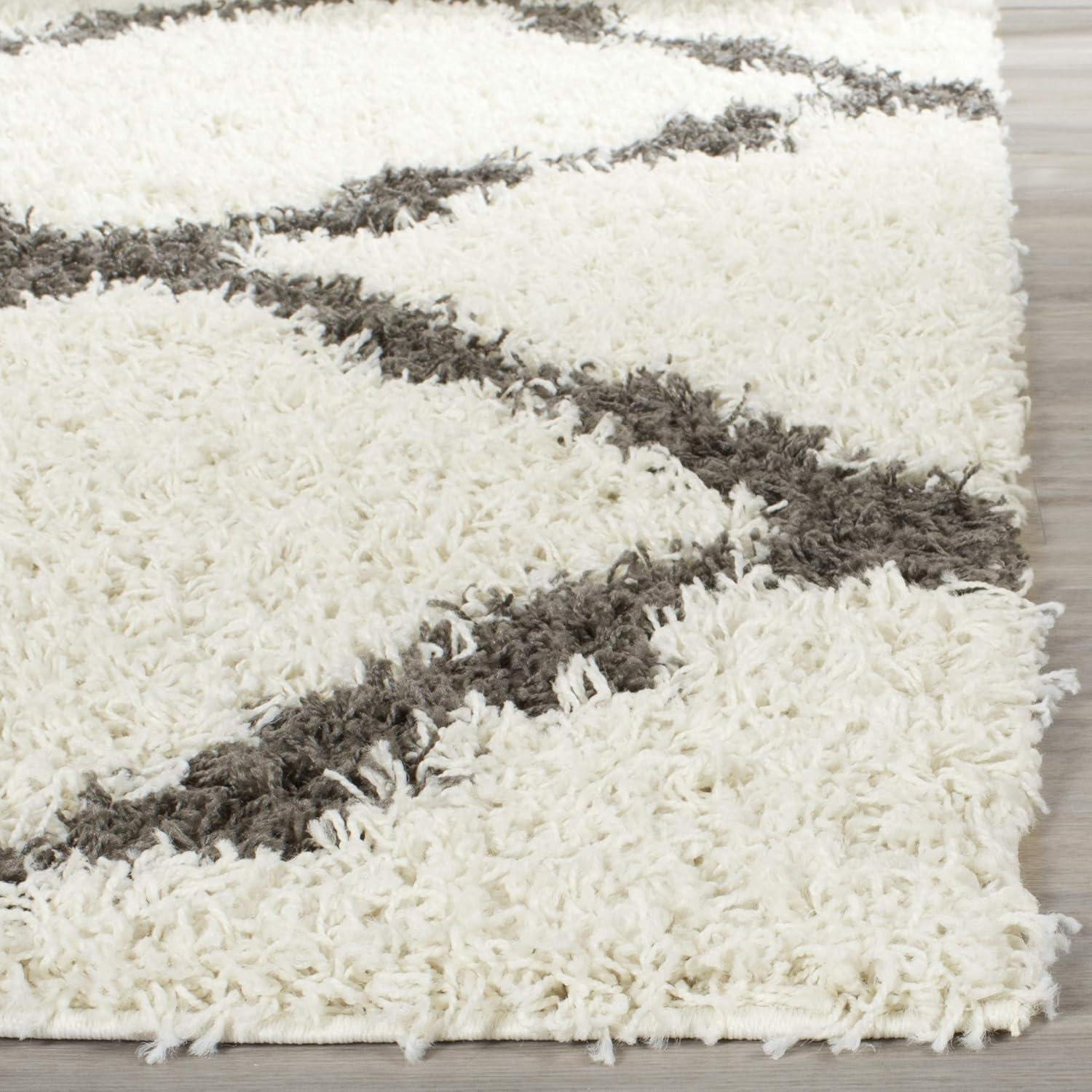 Dallas Shag SGD257 Power Loomed Area Rug  - Safavieh